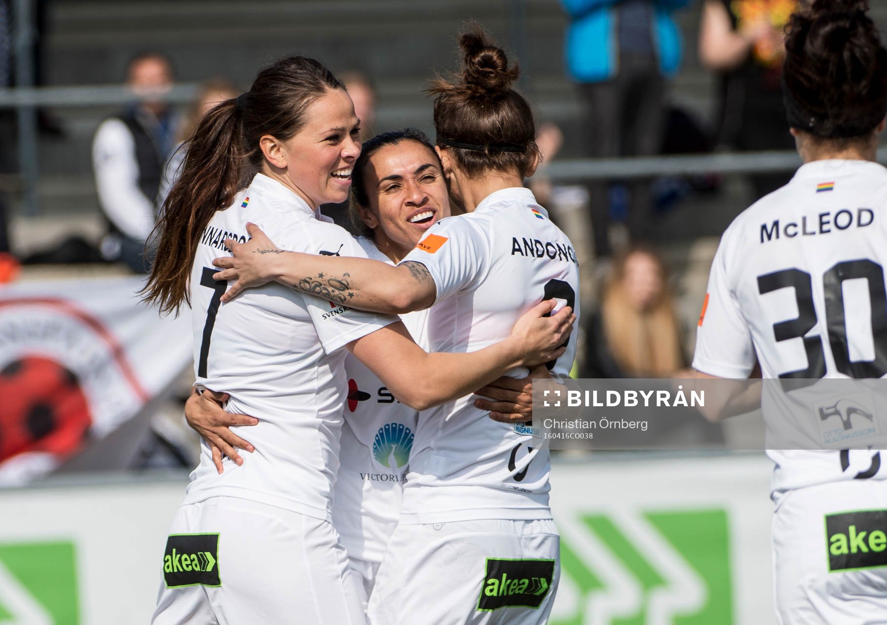 Rosengårds Sara Björk Gunnarsdottir, Nataša Andonova och