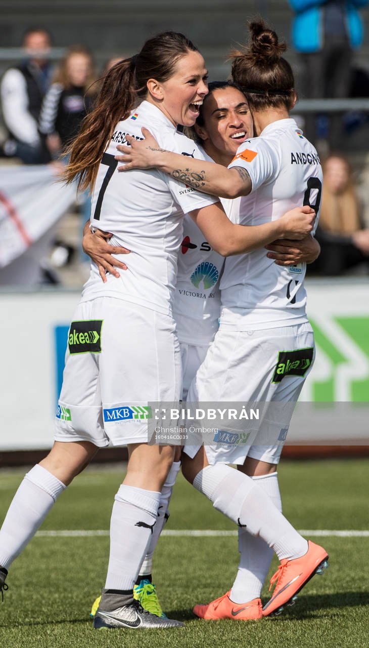 Rosengårds Sara Björk Gunnarsdottir och Nataša Andonova