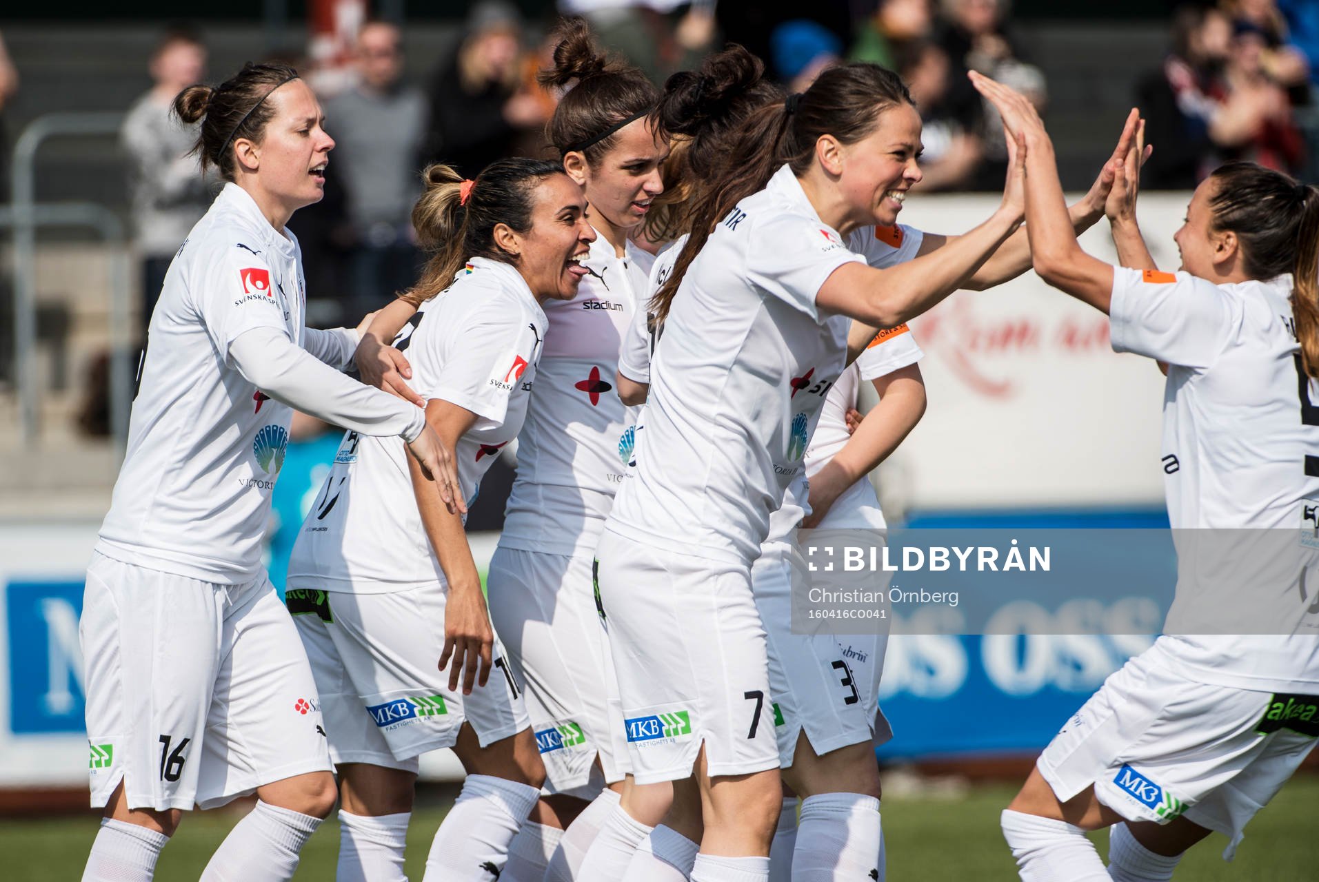 Rosengårds Marta Viera Da Silva jublar med lagkamraters