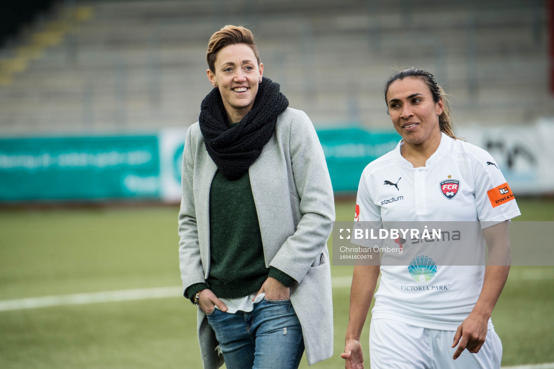 Rosengårds sportchef Therese Sjögran och Marta Viera Da
