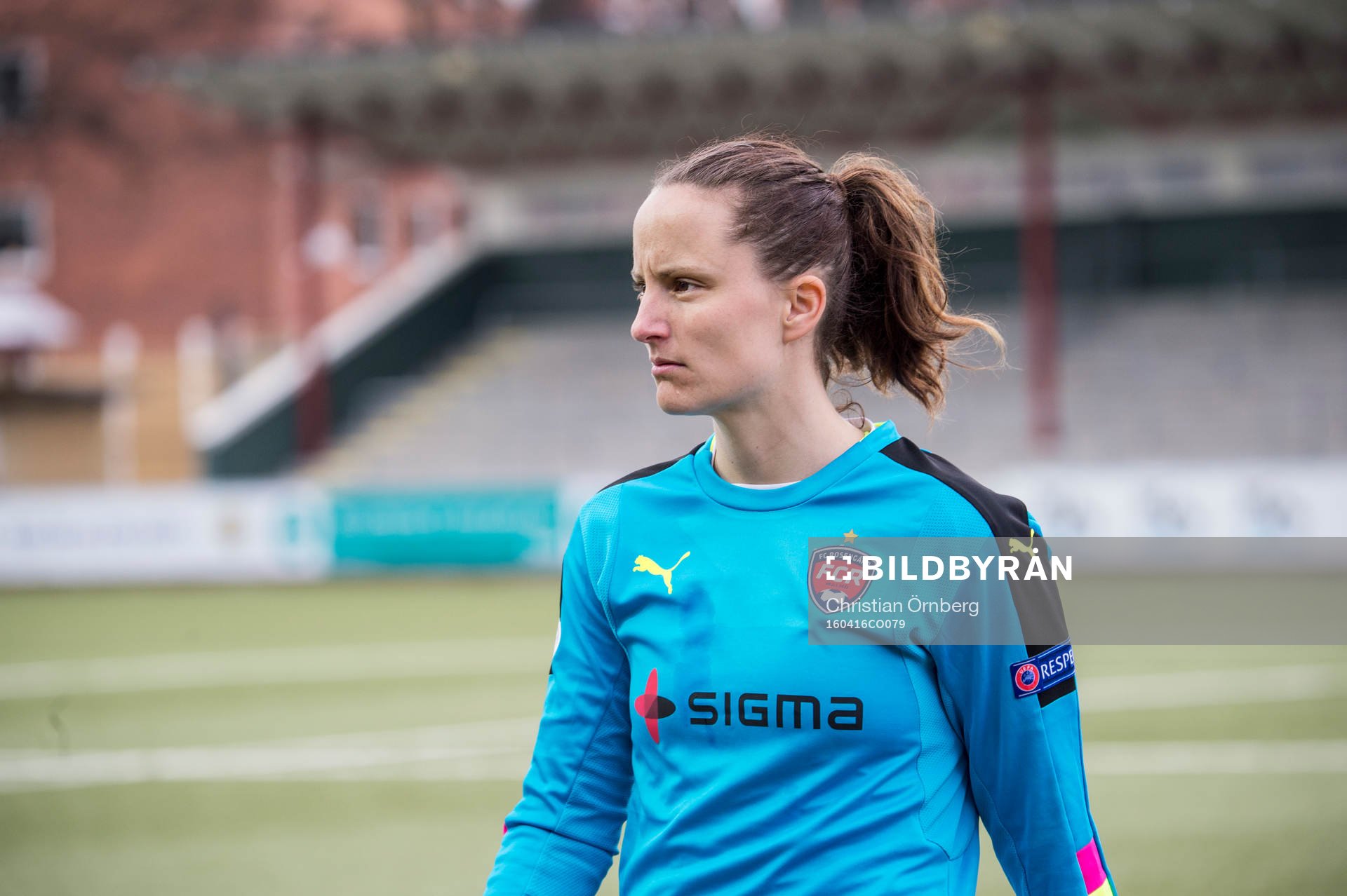 Rosengårds målvakt Sofia Lundgren efter fotbollsmatchen i Damallsvenskan mellan Rosengård och Kristianstad den 16 april 2016 i Malmö.