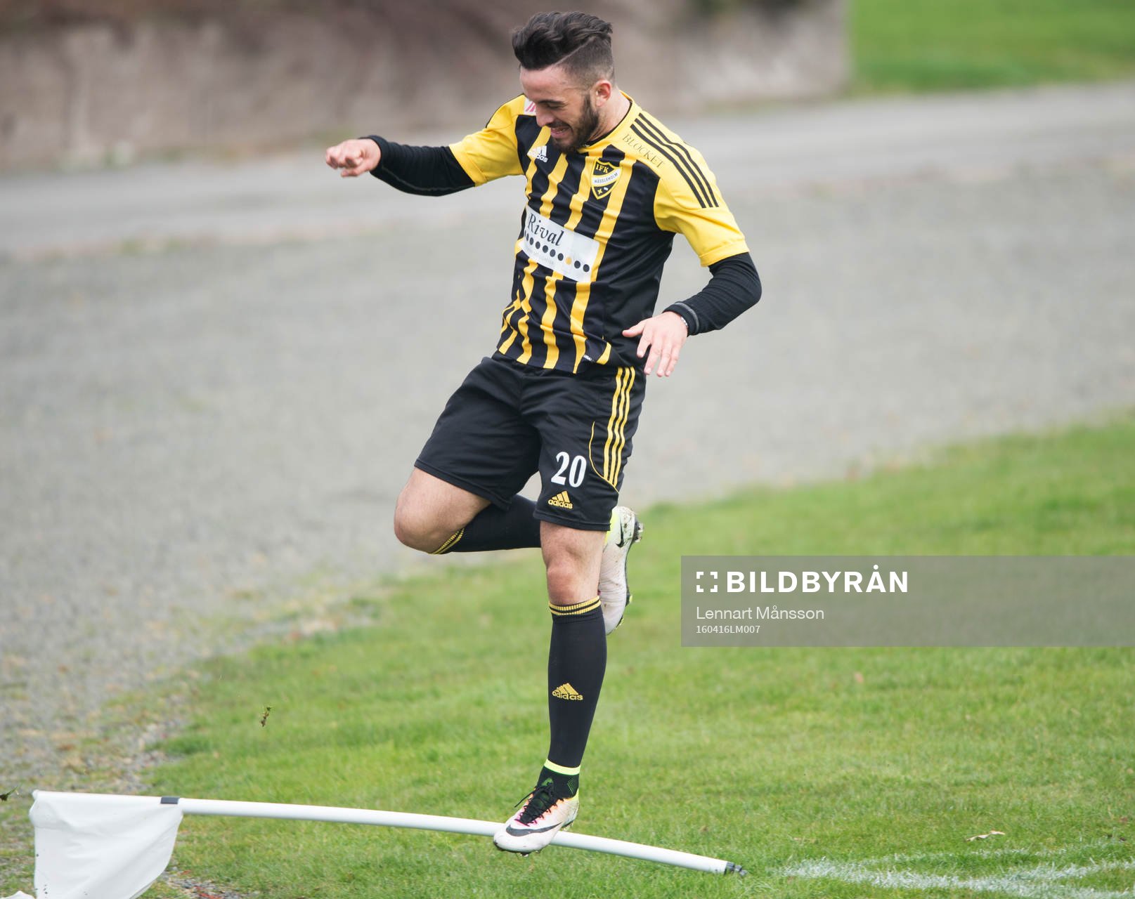IFK Hässleholms Florent Stagova har gjort 1-0 i matchen i
