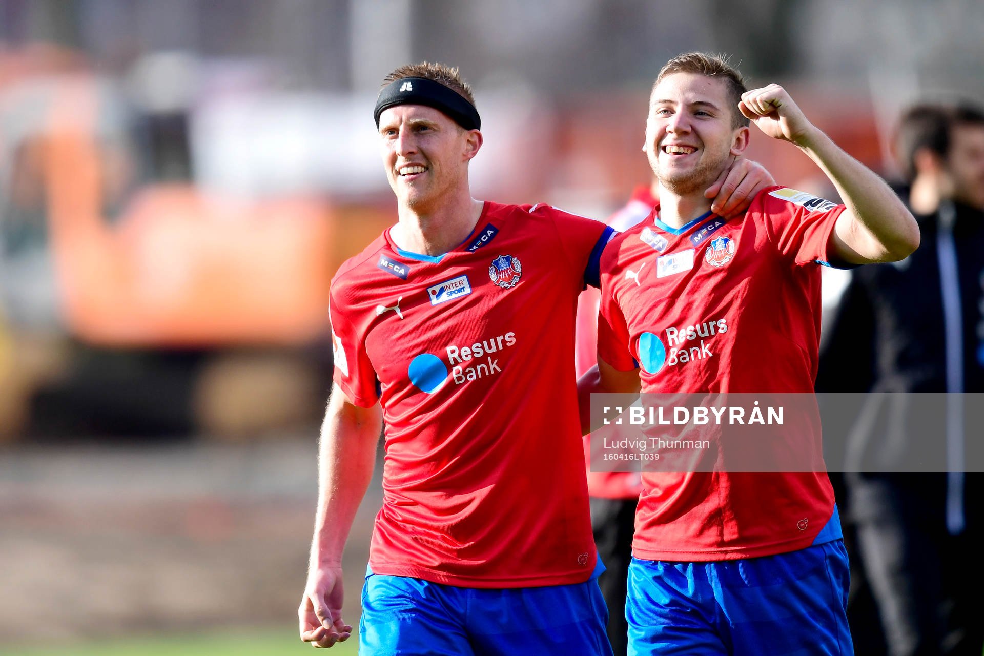 Helsingborgs Peter Larsson och Darijan Bojanić jublar