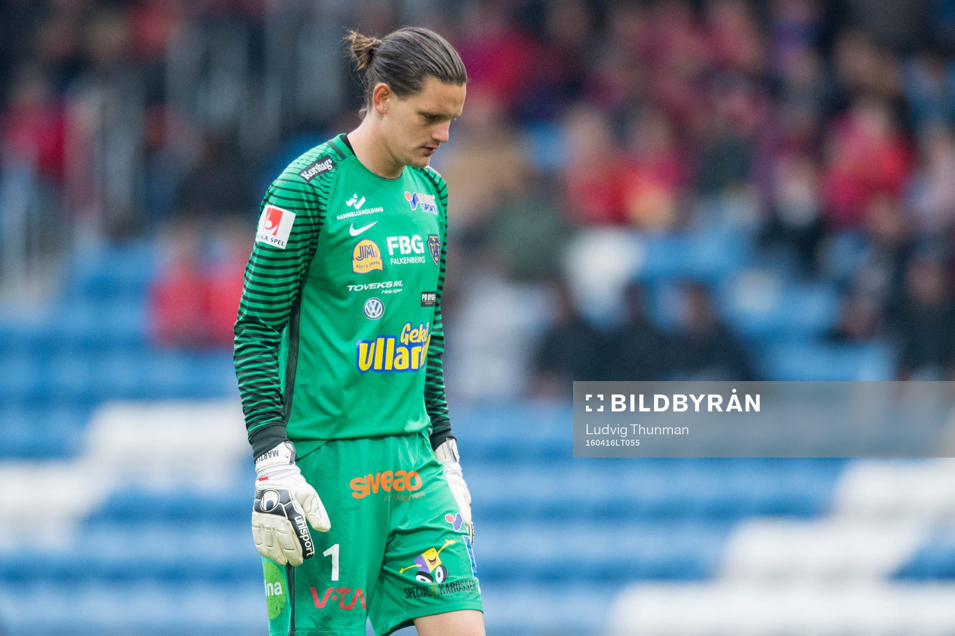 Falkenbergs målvakt Otto Martler deppar