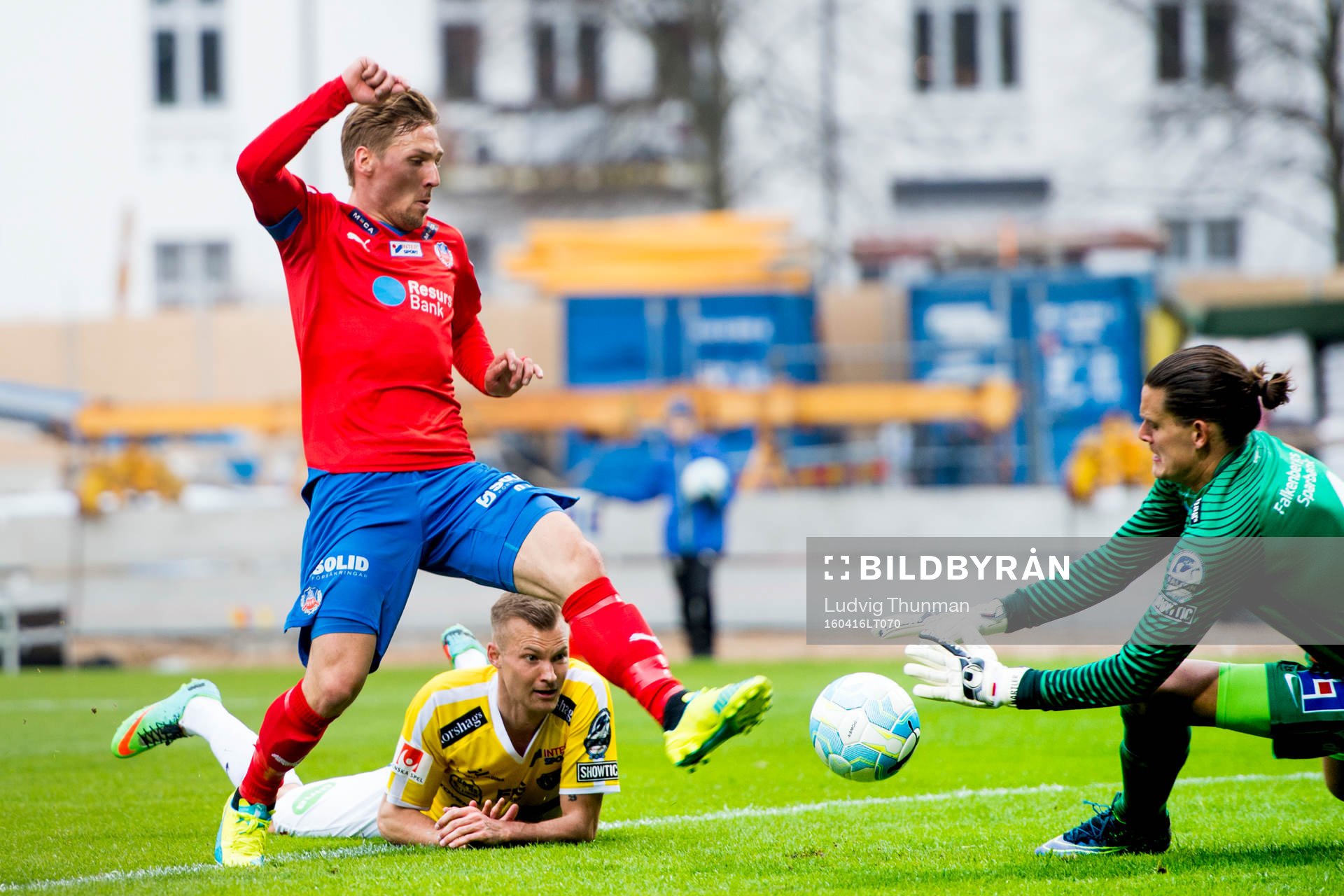 Helsingborgs Martin Christensen och Falkenbergs målvakt