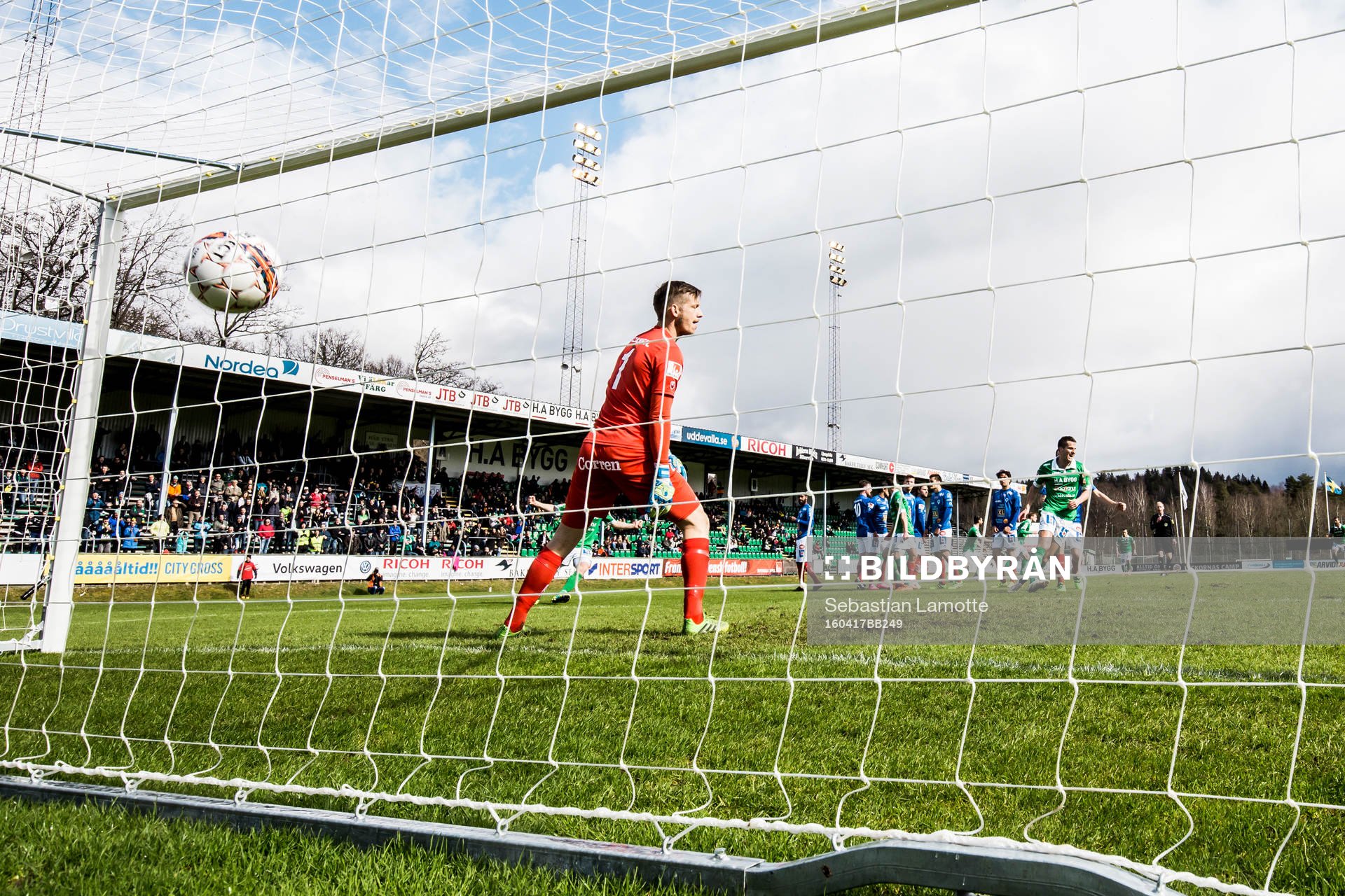Ljungskiles Jakob Olsson gör 1-0 bakom Åtvidabergs