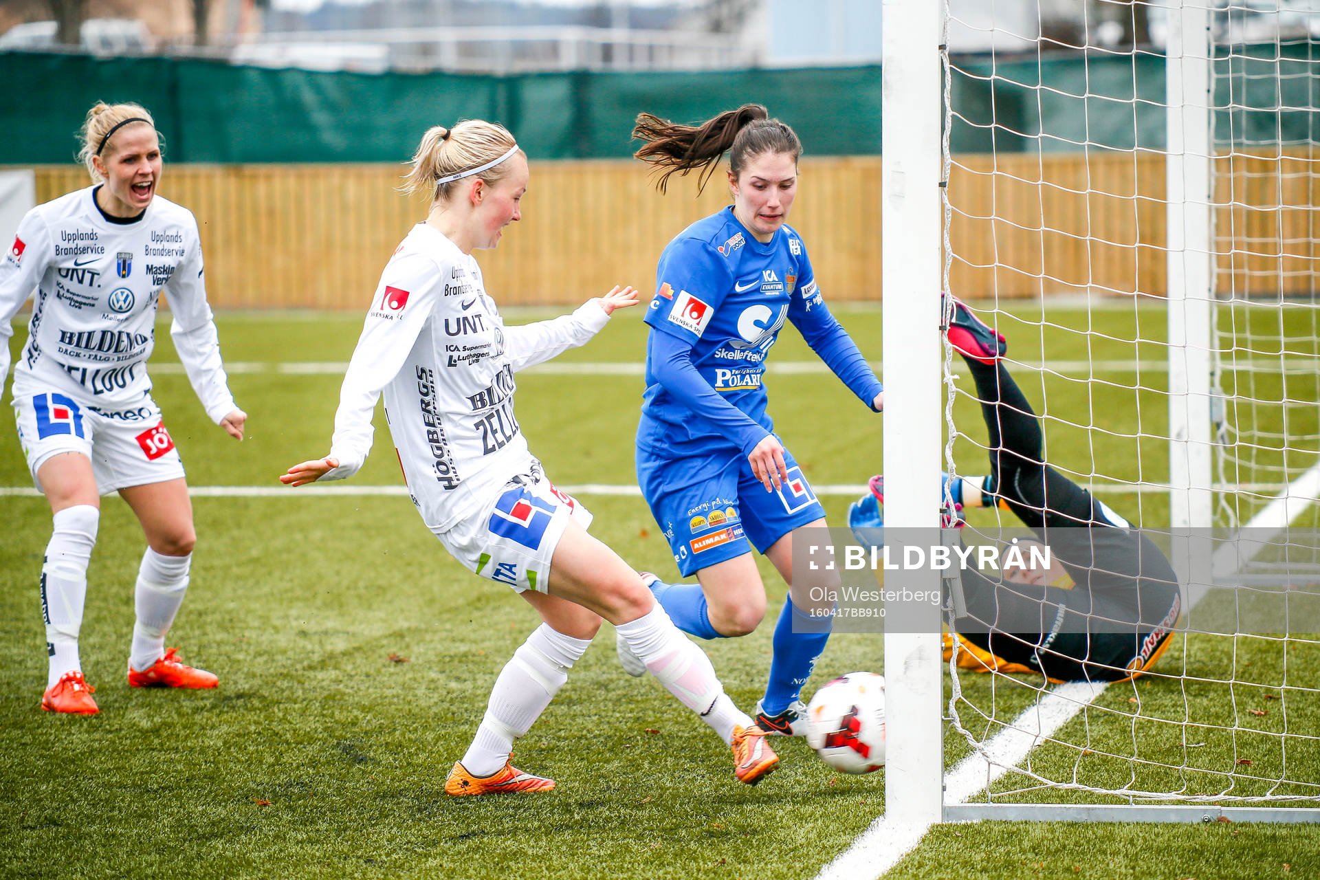 Sirius Elin Åkerman  jublar