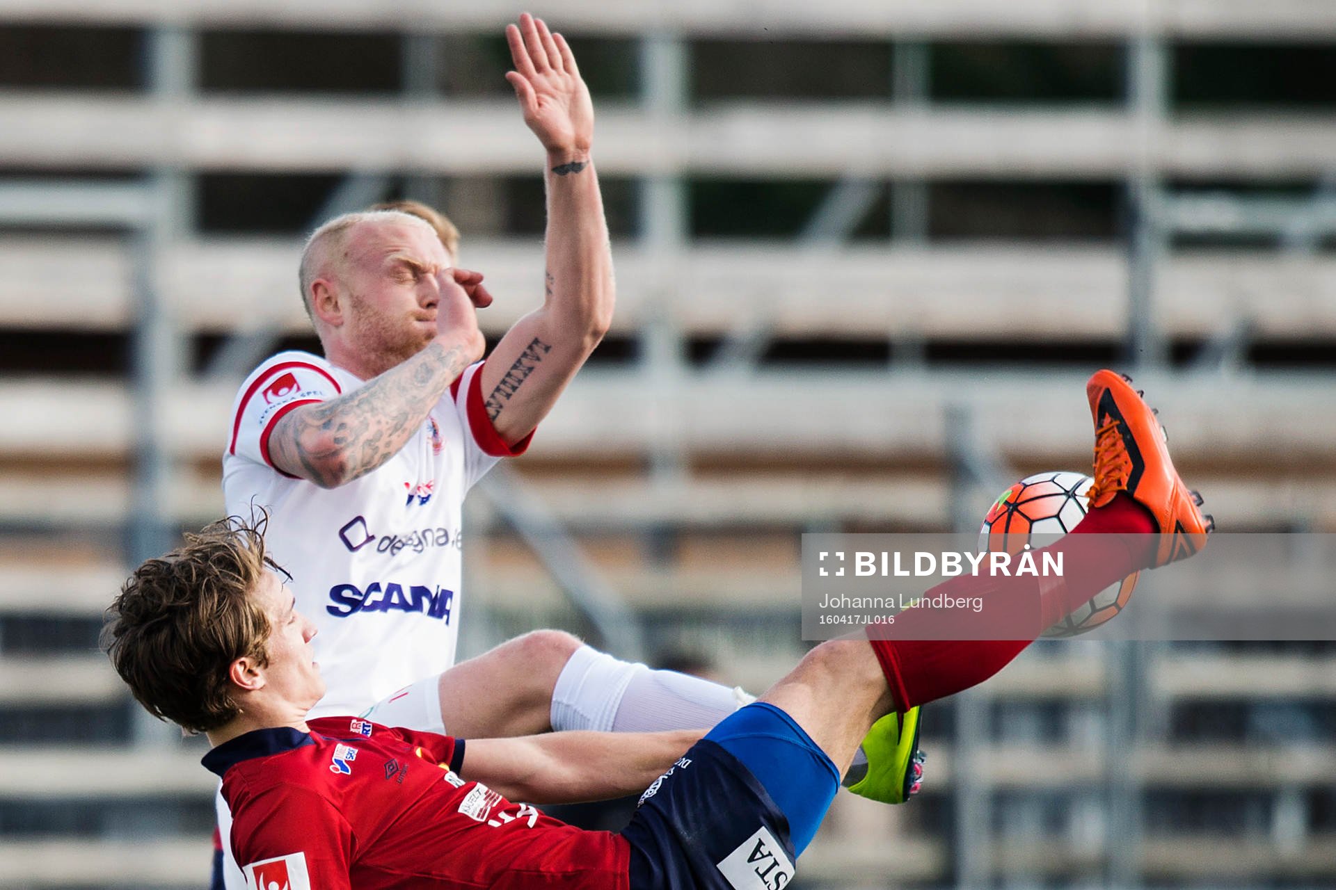 Assyriskas Ken Fagerberg  och Örgrytes Jakob Lindström