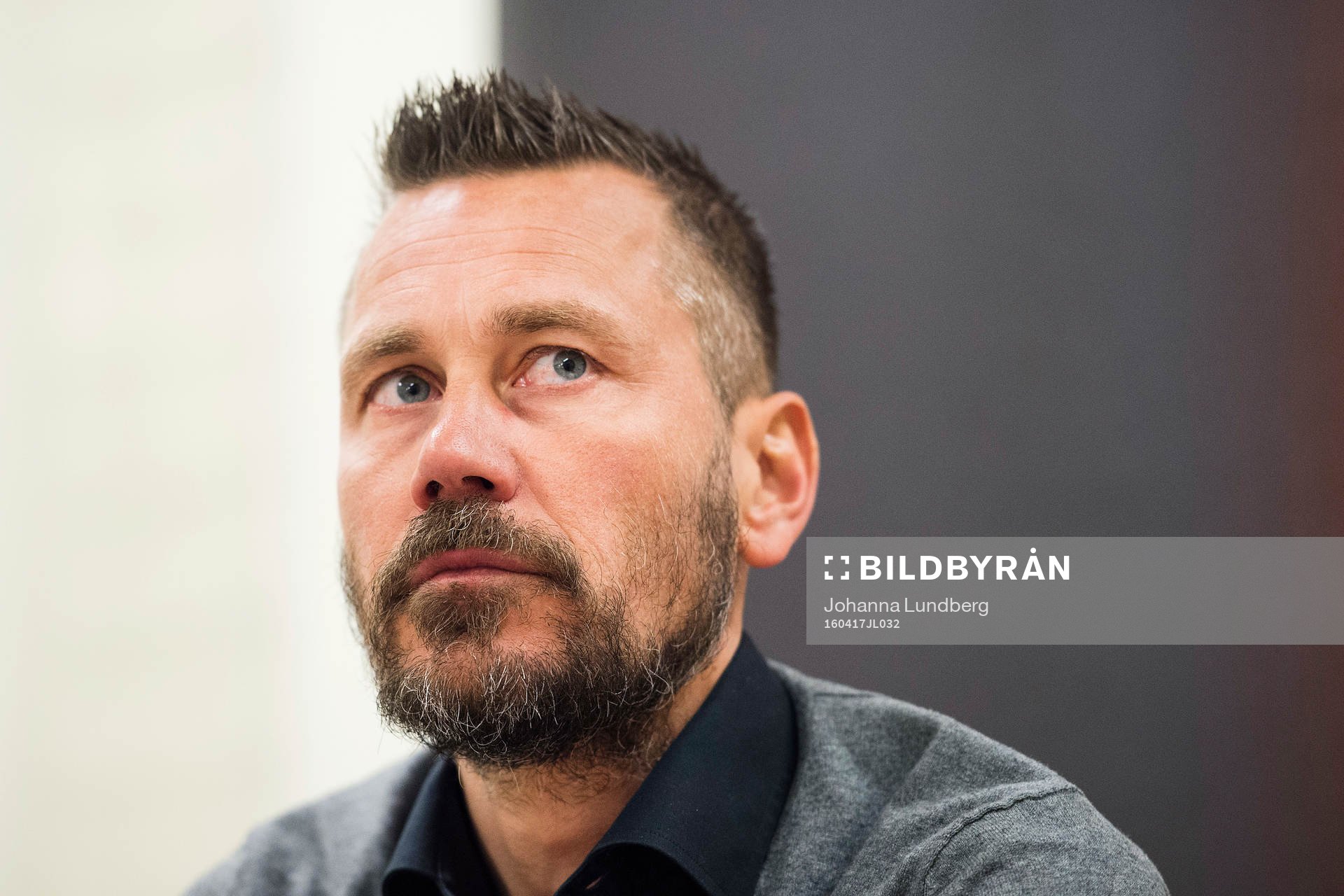 Örgrytes tränare Marcus Lantz deltar i en presskonferens efter fotbollsmatchen i Superettan mellan Assyriska och Örgryte den 17 april 2016 i Södertälje.