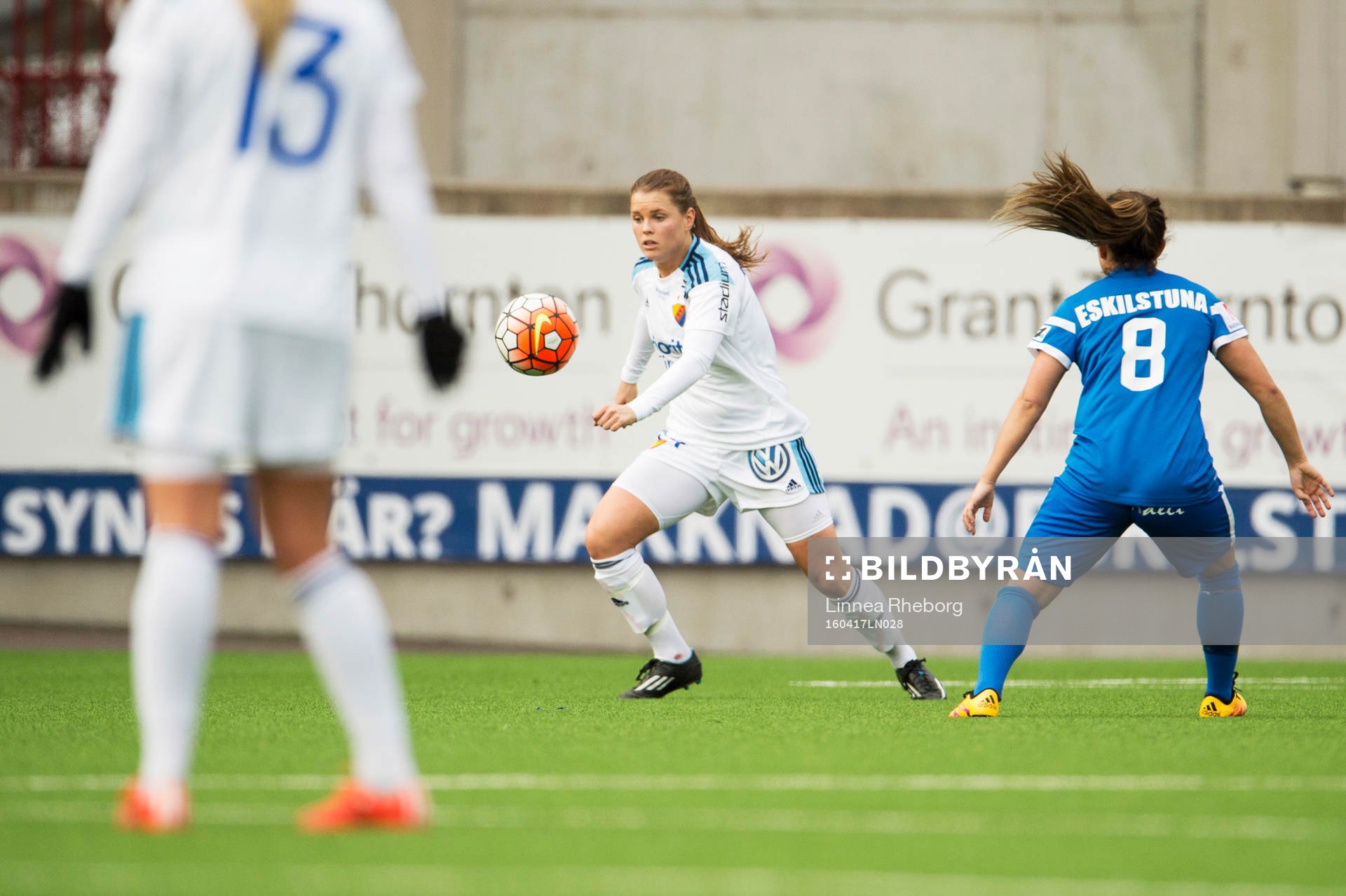 Djurgårdens Hanna Lundqvist springer förbi Eskilstunas