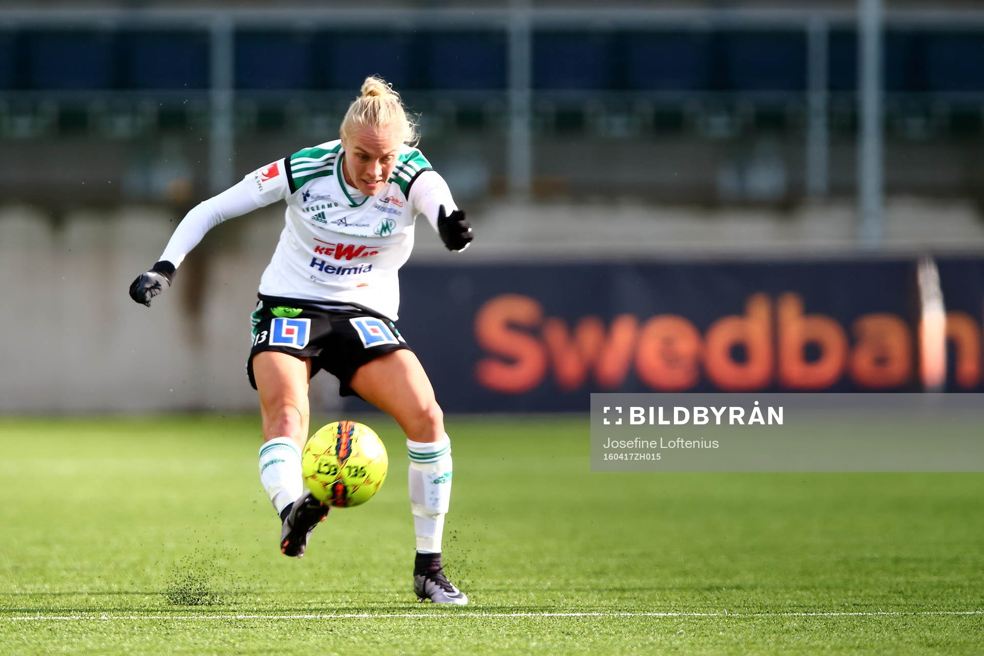 Mallbackens Tameka Meeks Butt under fotbollsmatchen i Damallsvenskan mellan Linköping och Mallbacken den 17 april 2016 i Linköping.