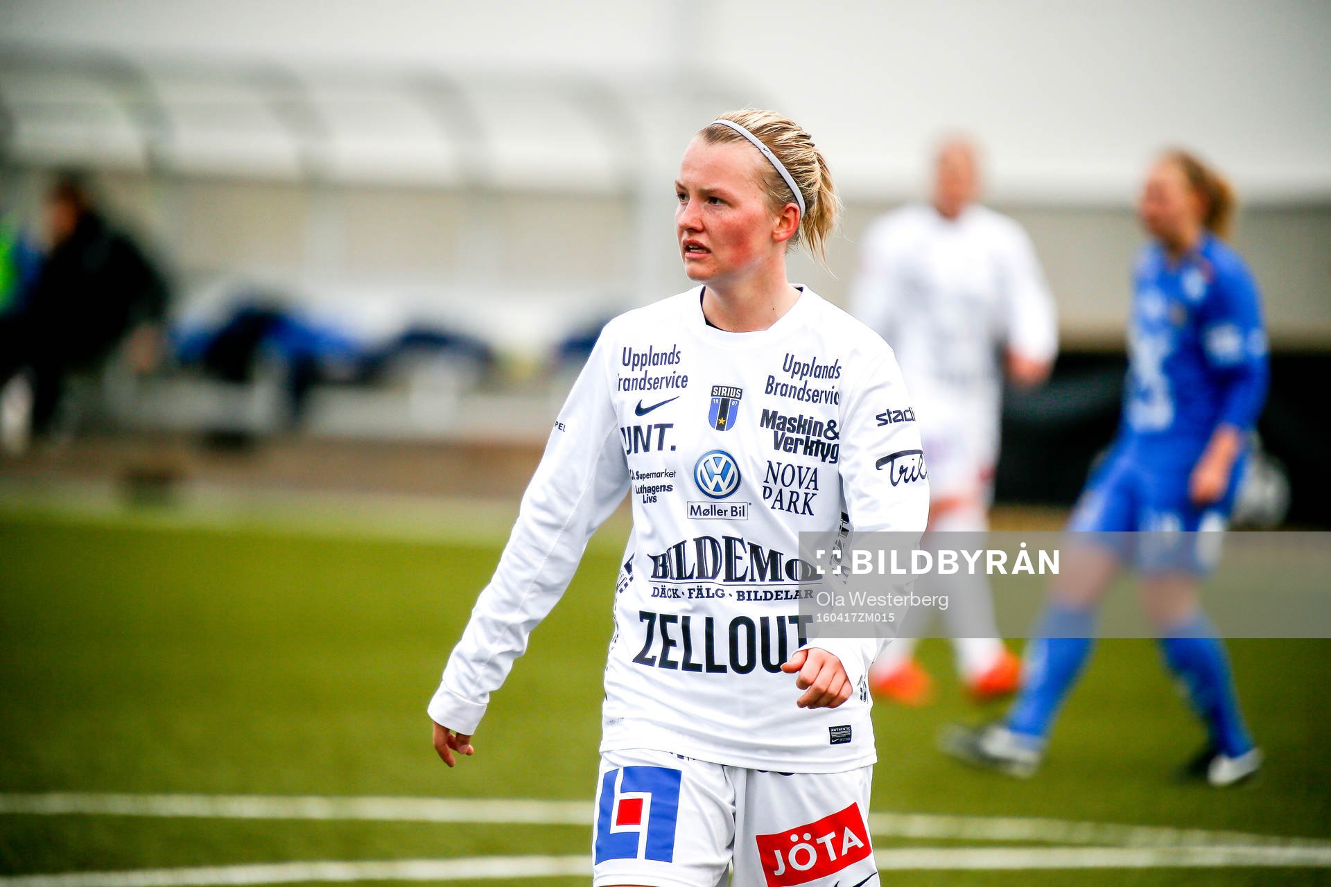 Sirius Elin Åkerman i premiären av elitettan i fotboll mellan Sunnanå och Sirius den 17 april 2016 i Skellefteå.