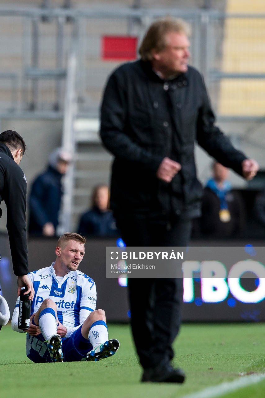 IFK Göteborgs Sebastian Eriksson tvingas utgå med skada