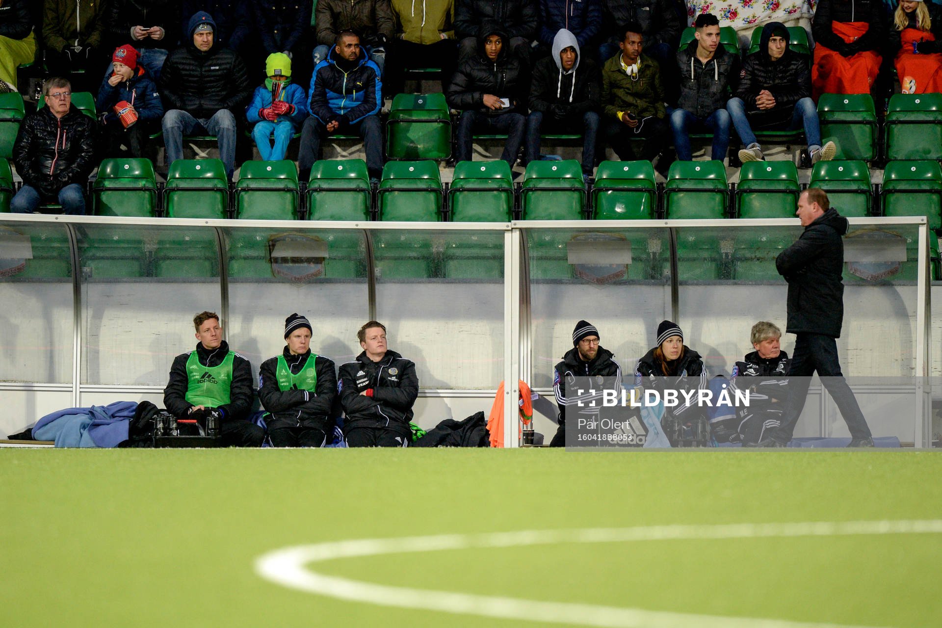 Sundsvalls avbytarbänk under fotbollsmatchen i Allsvenskan mellan GIF Sundsvall och Örebro SK den 18 April 2016 i Sundsvall.