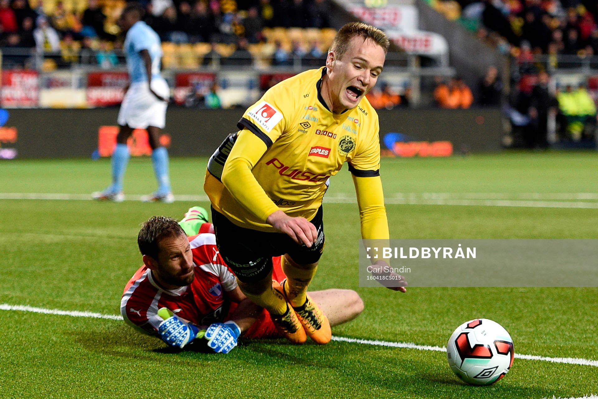 Elfsborgs Viktor Prodell faller