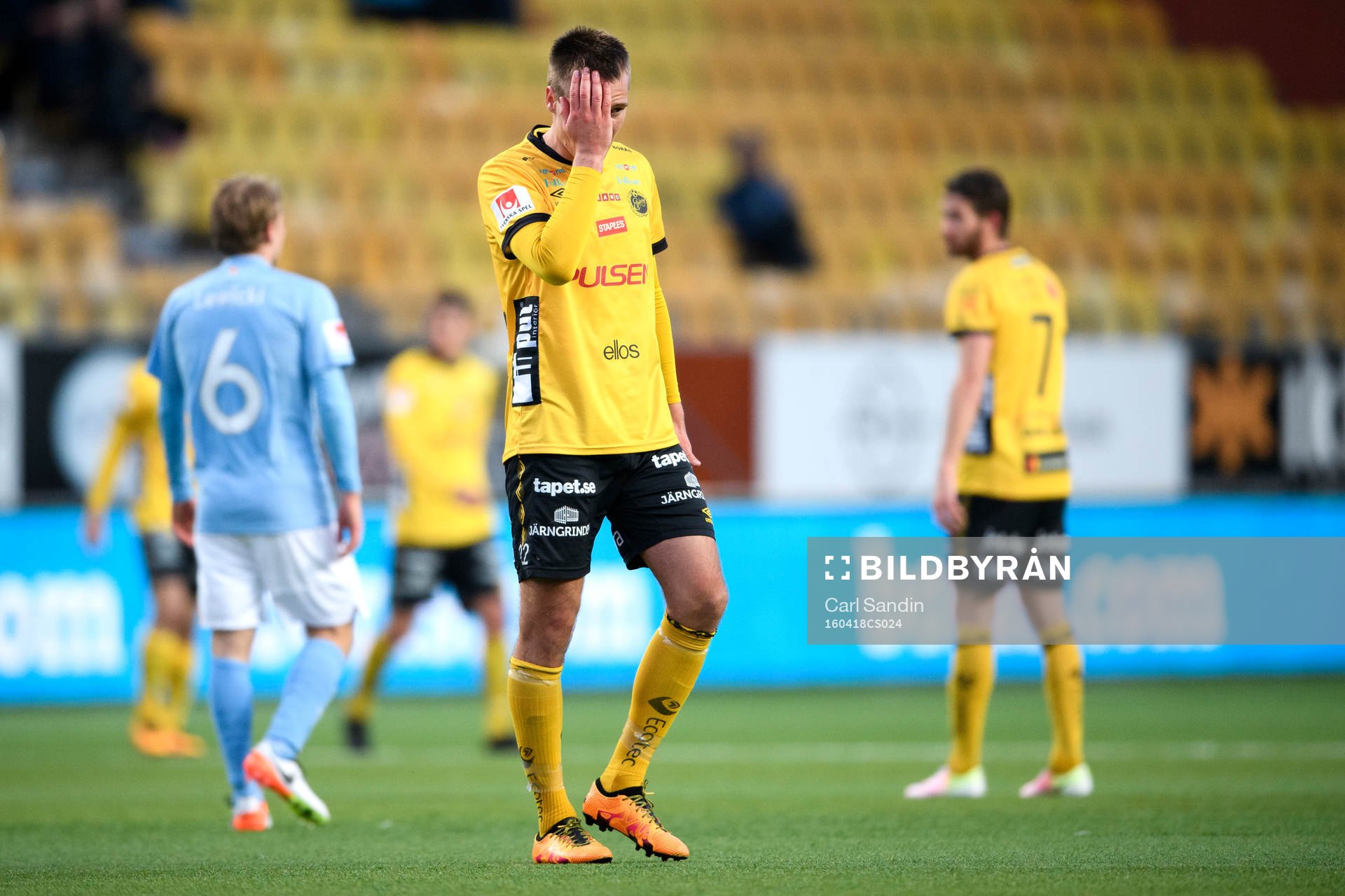 Elfsborgs Viktor Prodell tar sig för huvudet