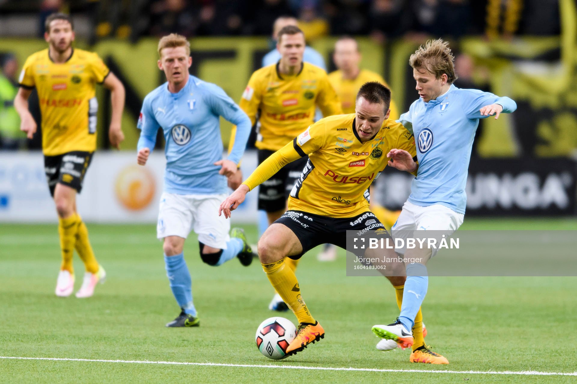 Elfsborgs Viktor Prodell och Malmö FFs Oscar Lewicki