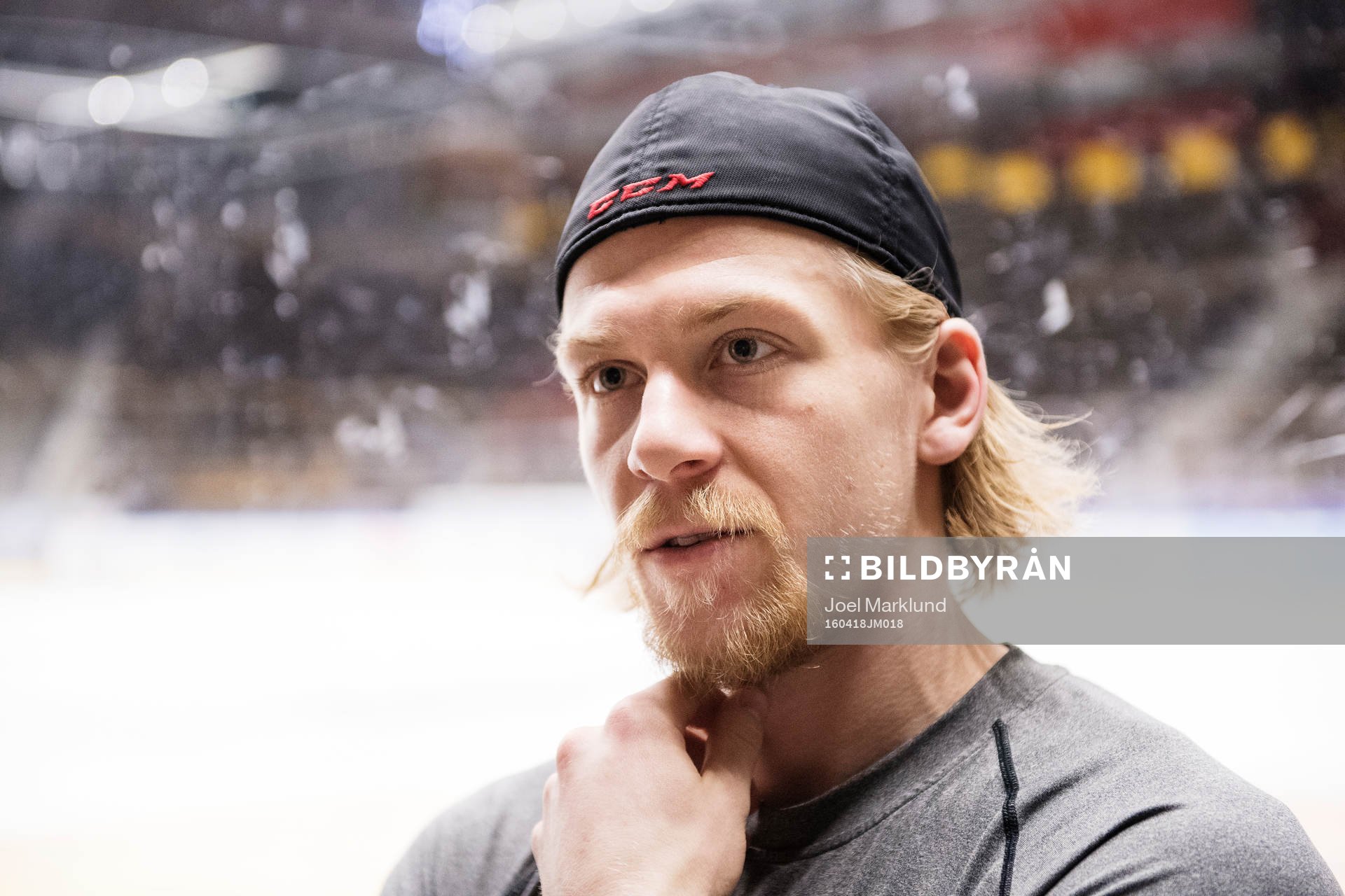Anton Lindholm