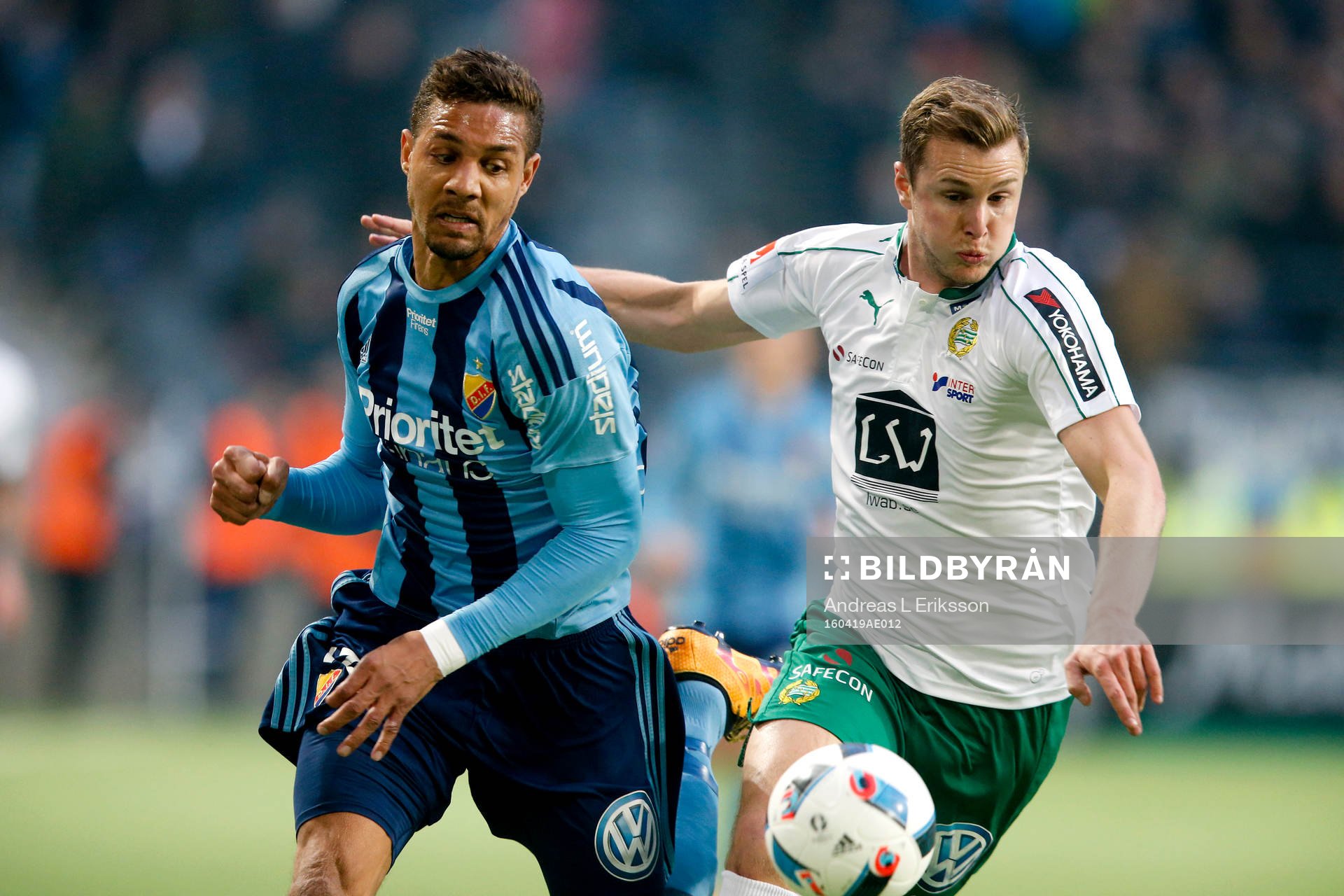 Djurgårdens Mathias Ranegie och Hammarbys Richard Magyar