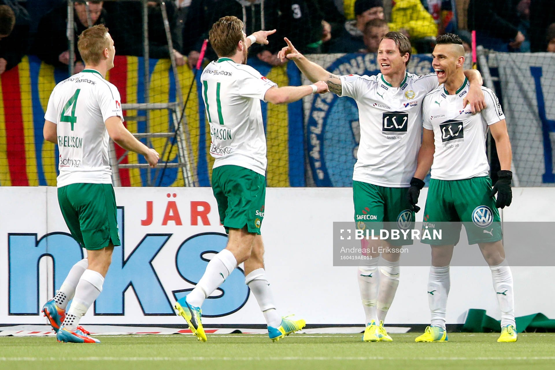 Hammarbys Erik Israelsson, Arnor Smarason Johan Persson och