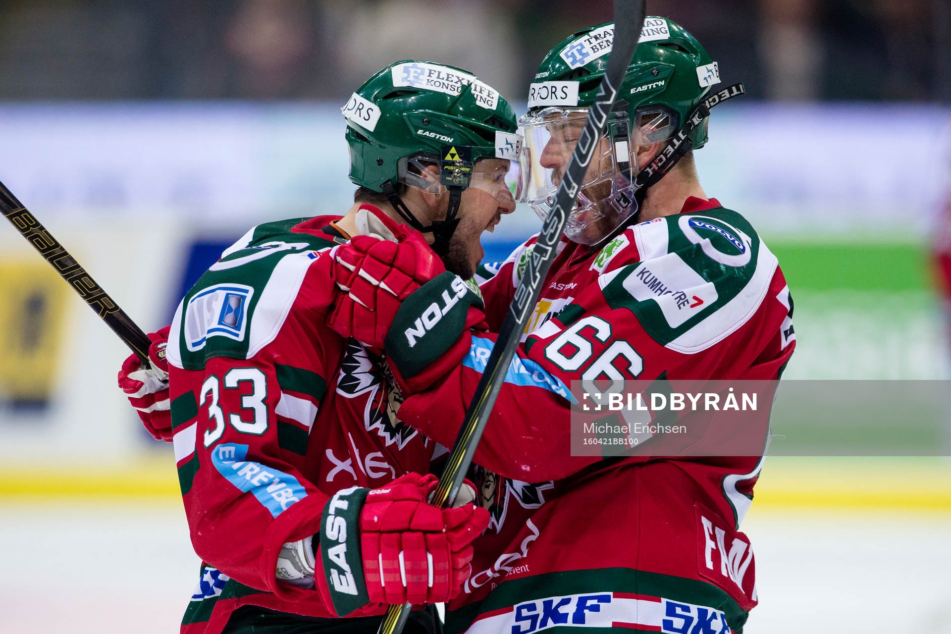 Frölundas Elias Fälth jublar och omfamnas