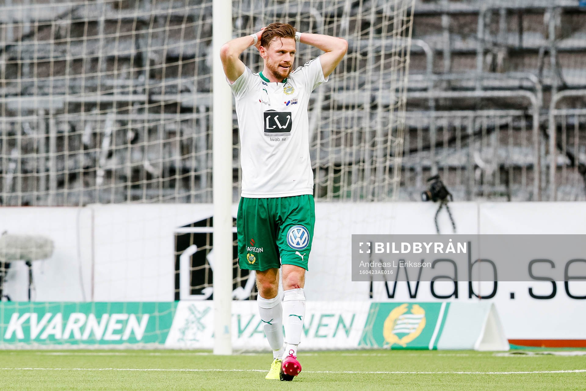 Hammarbys Arnor Smarason deppar