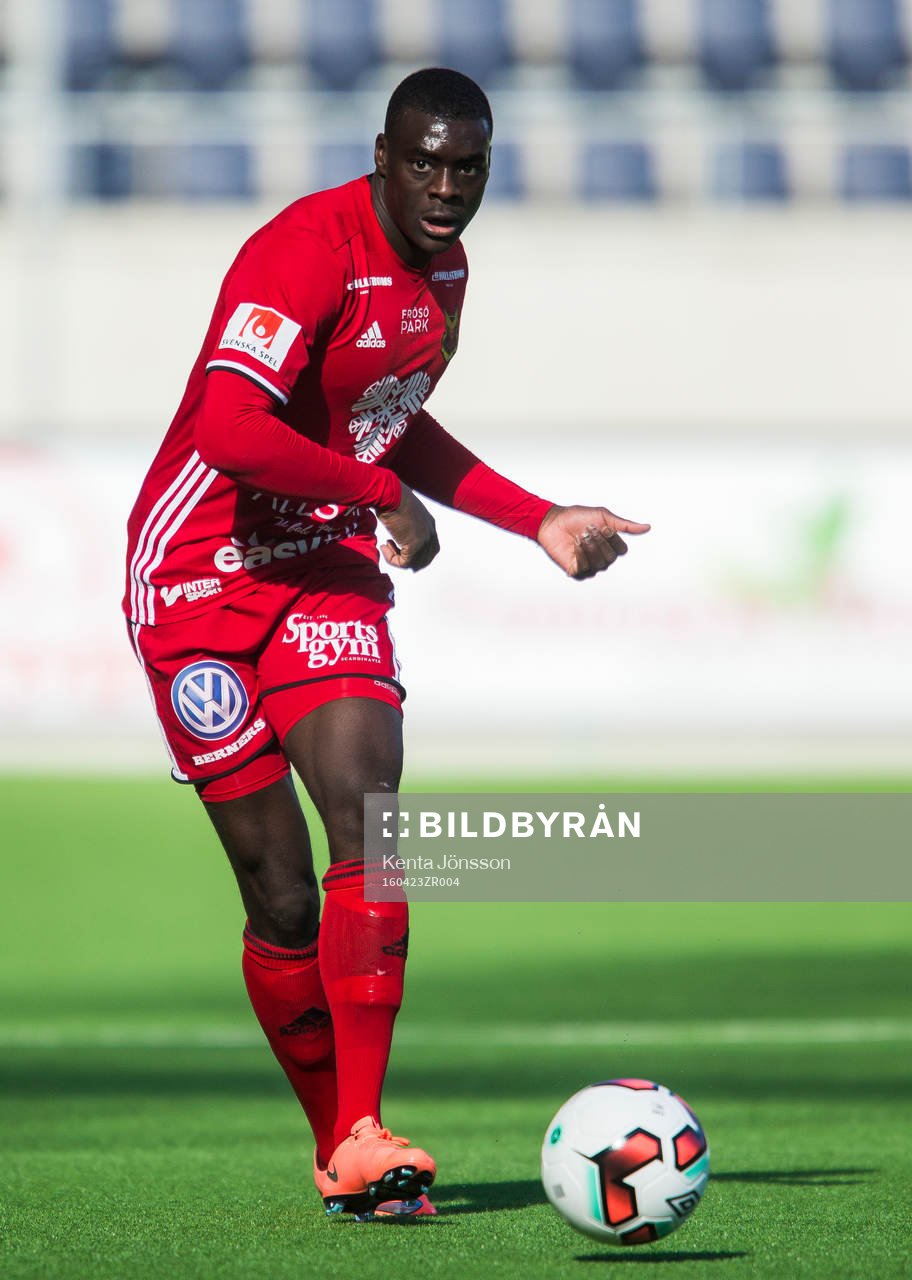 Östersunds Ken Sema i aktion