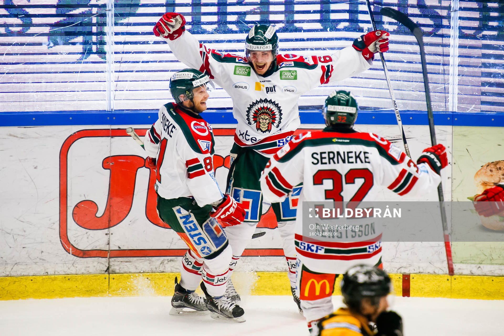 Frölundas Artturi Lehkonen jublar