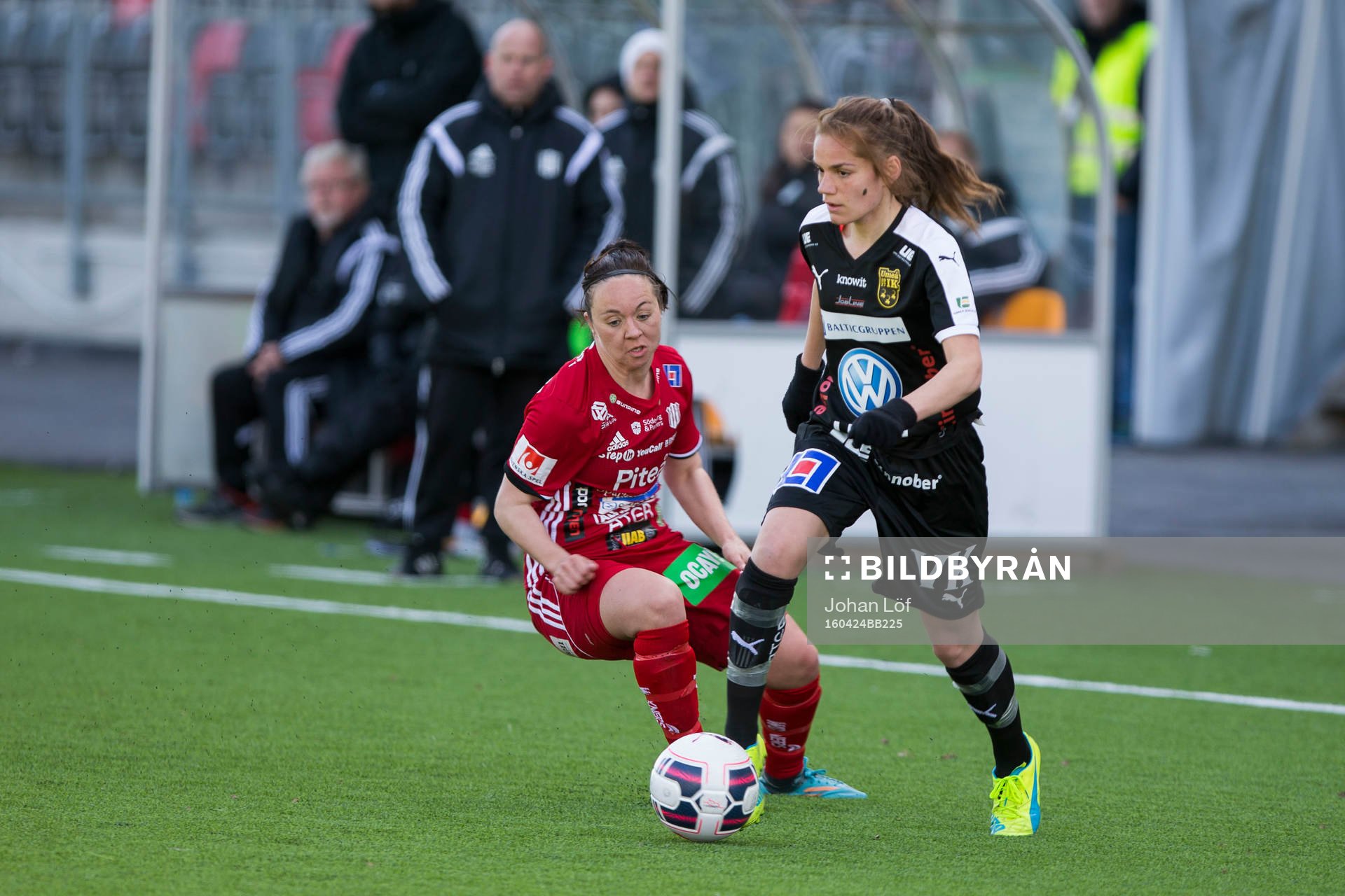 Piteås June Pedersen jagar Umeås Sarah Mellouk