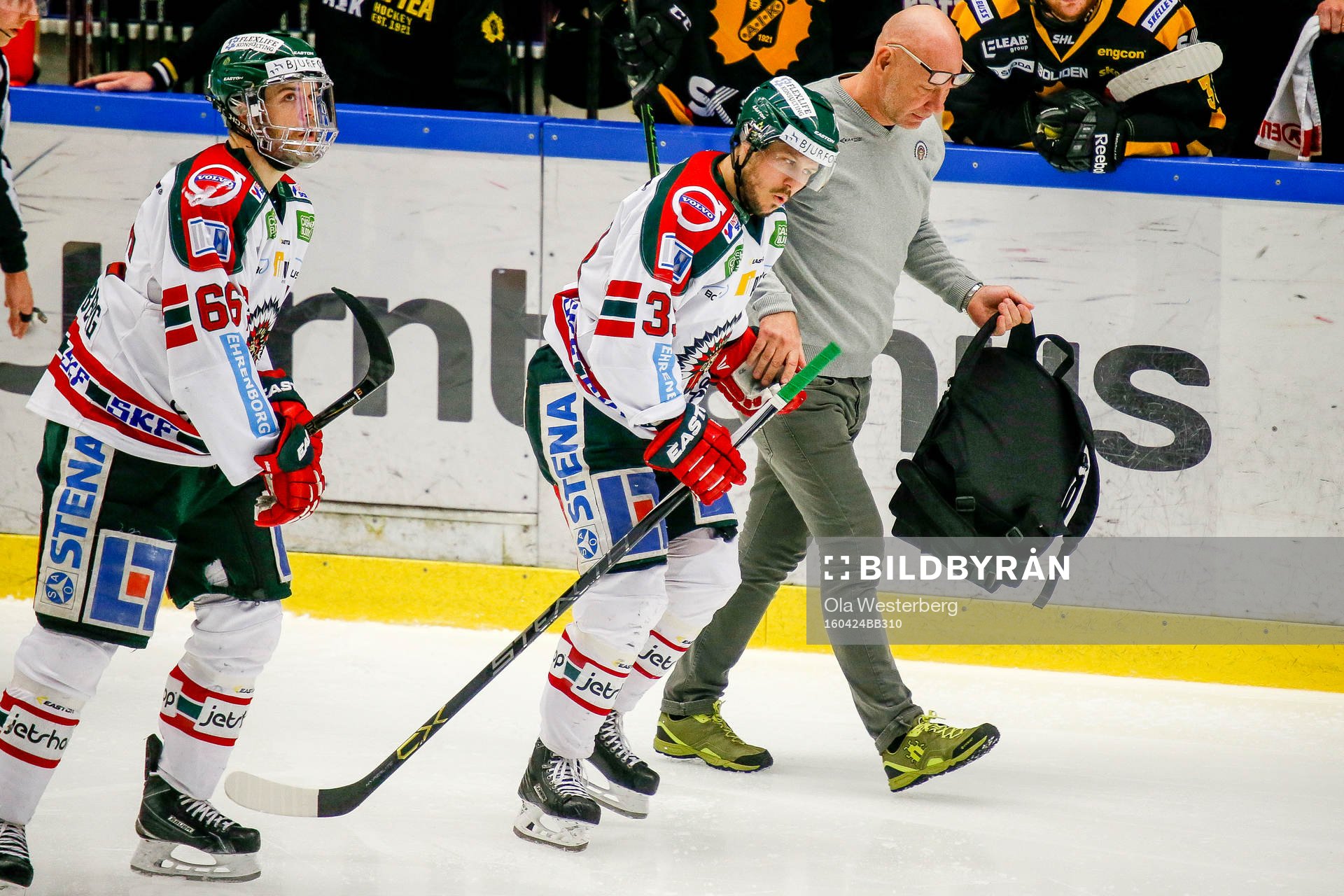 Frölundas Elias Fälth fick en tuff tackling