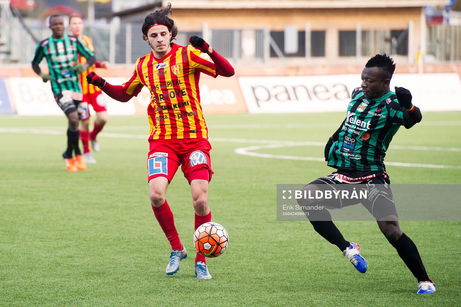 Syrianskas Stefan Ilic och Varbergs Thomas Boakye