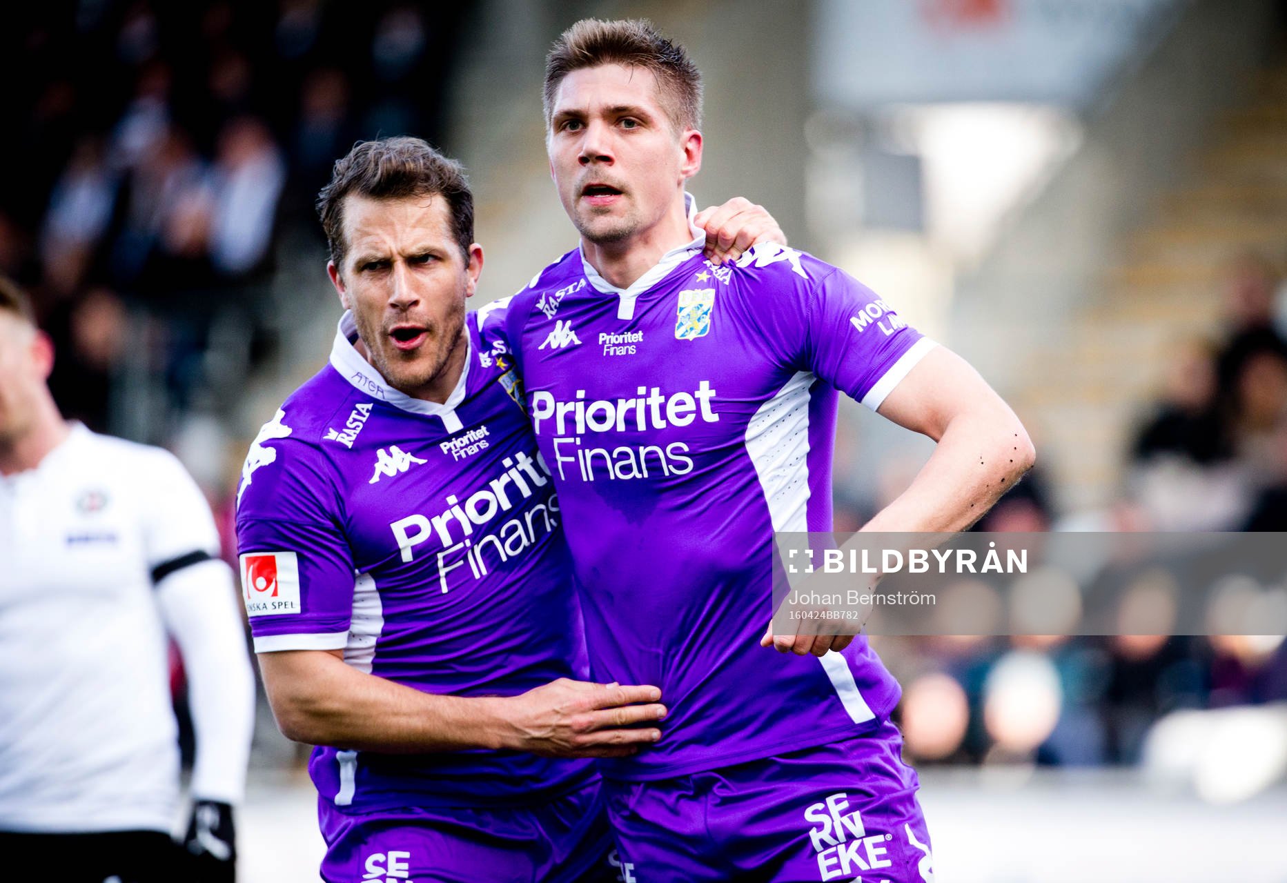IFK Göteborgs Mikael Boman gör 1-1 och jublar med Tobias