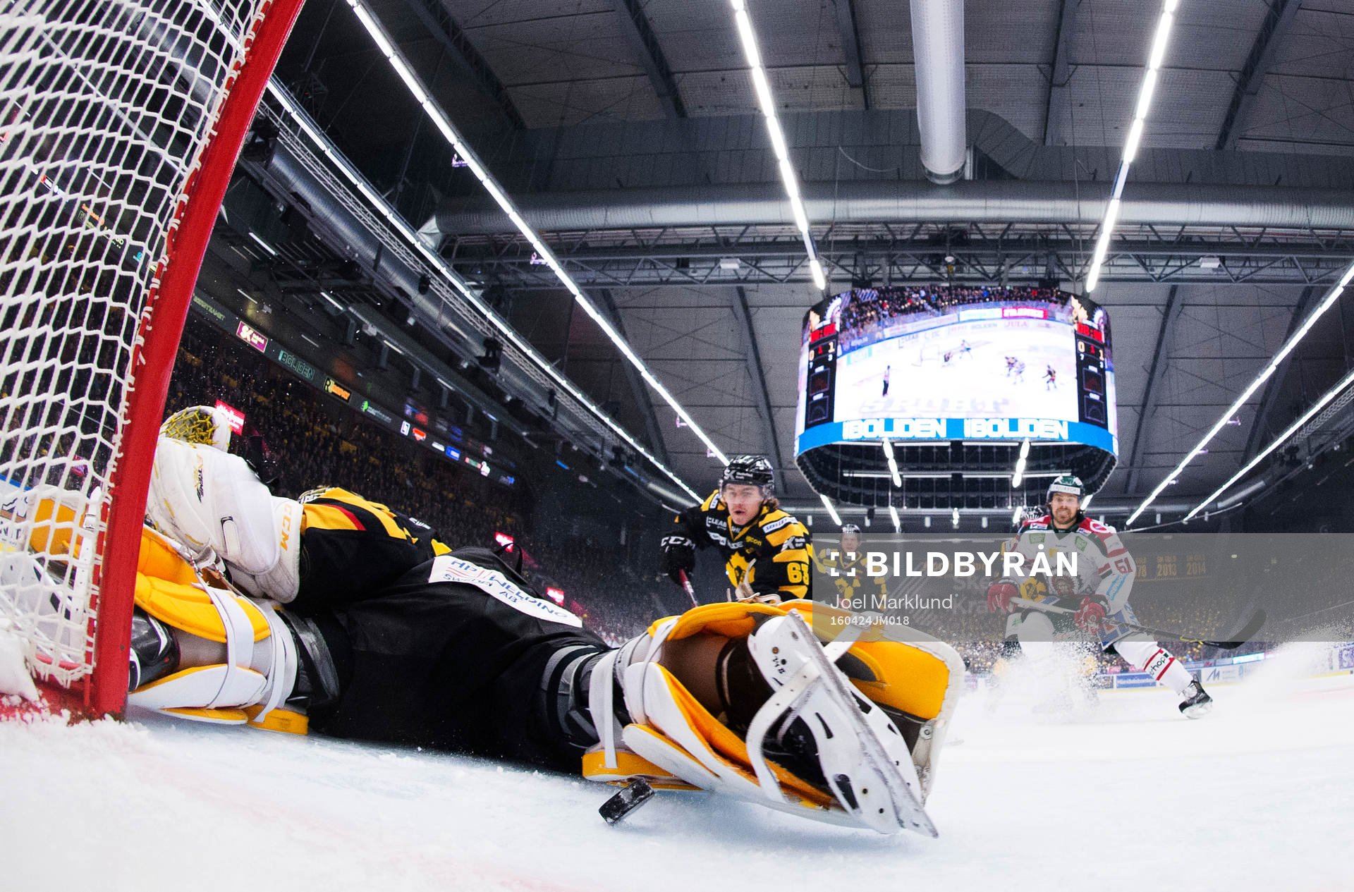 0-2-pucken från Frölundas Nicklas Lasu (ej i bild) går