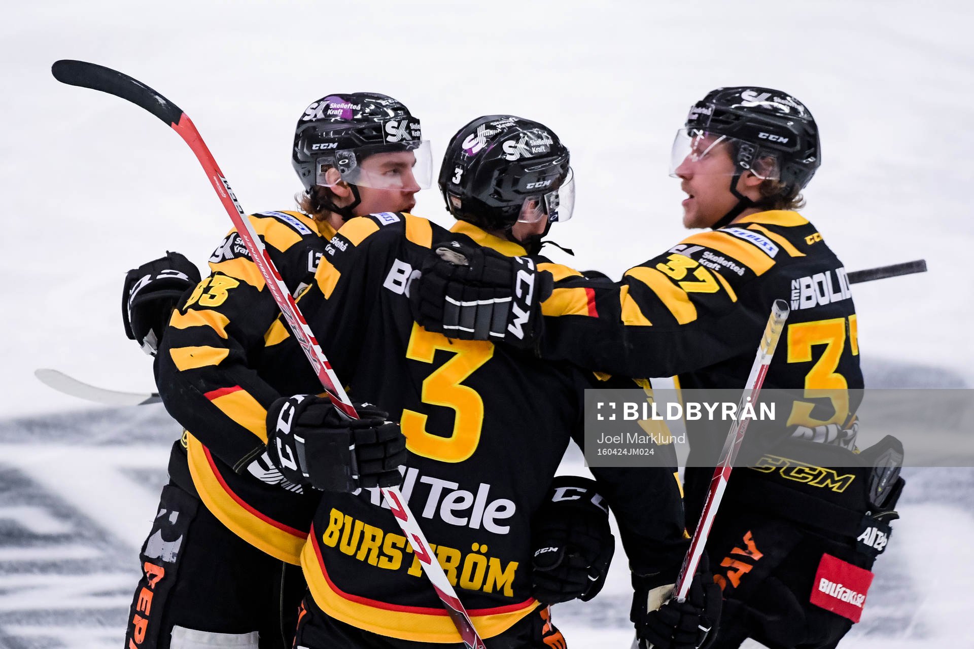 Skellefteås Sebastian Aho  , Niclas Burström och John