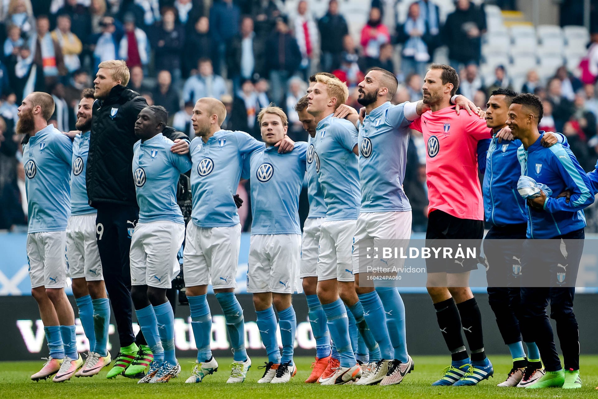 Malmö FFs spelare jublar efter  fotbollsmatchen i Allsvenskan mellan Malmö FF och Djurgården den 24 april 2016 i Malmö.