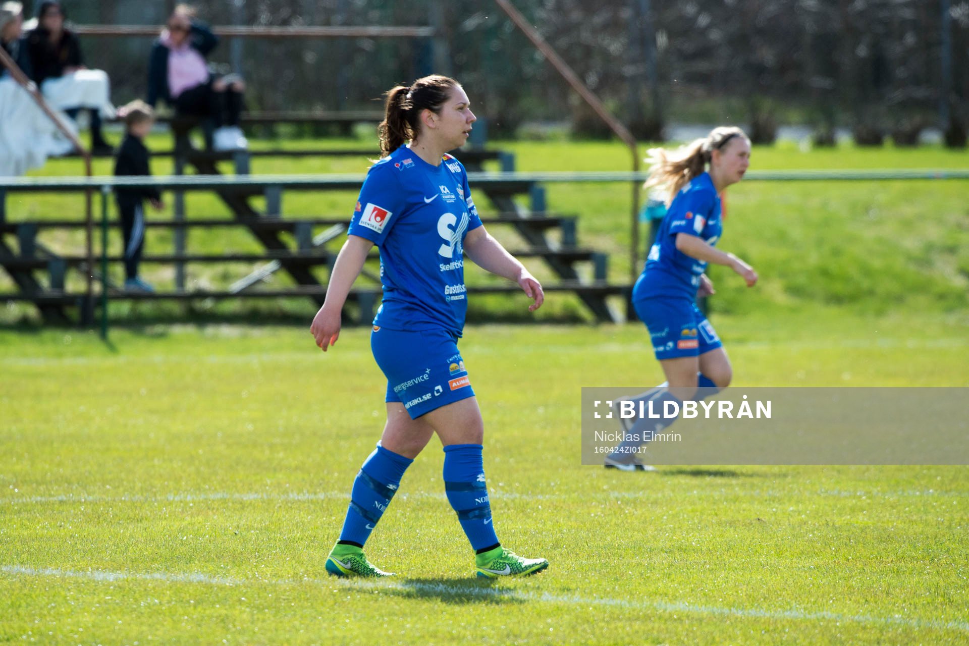 Sunnanås Annina Wede  fotbollsmatchen i elitettan mellan