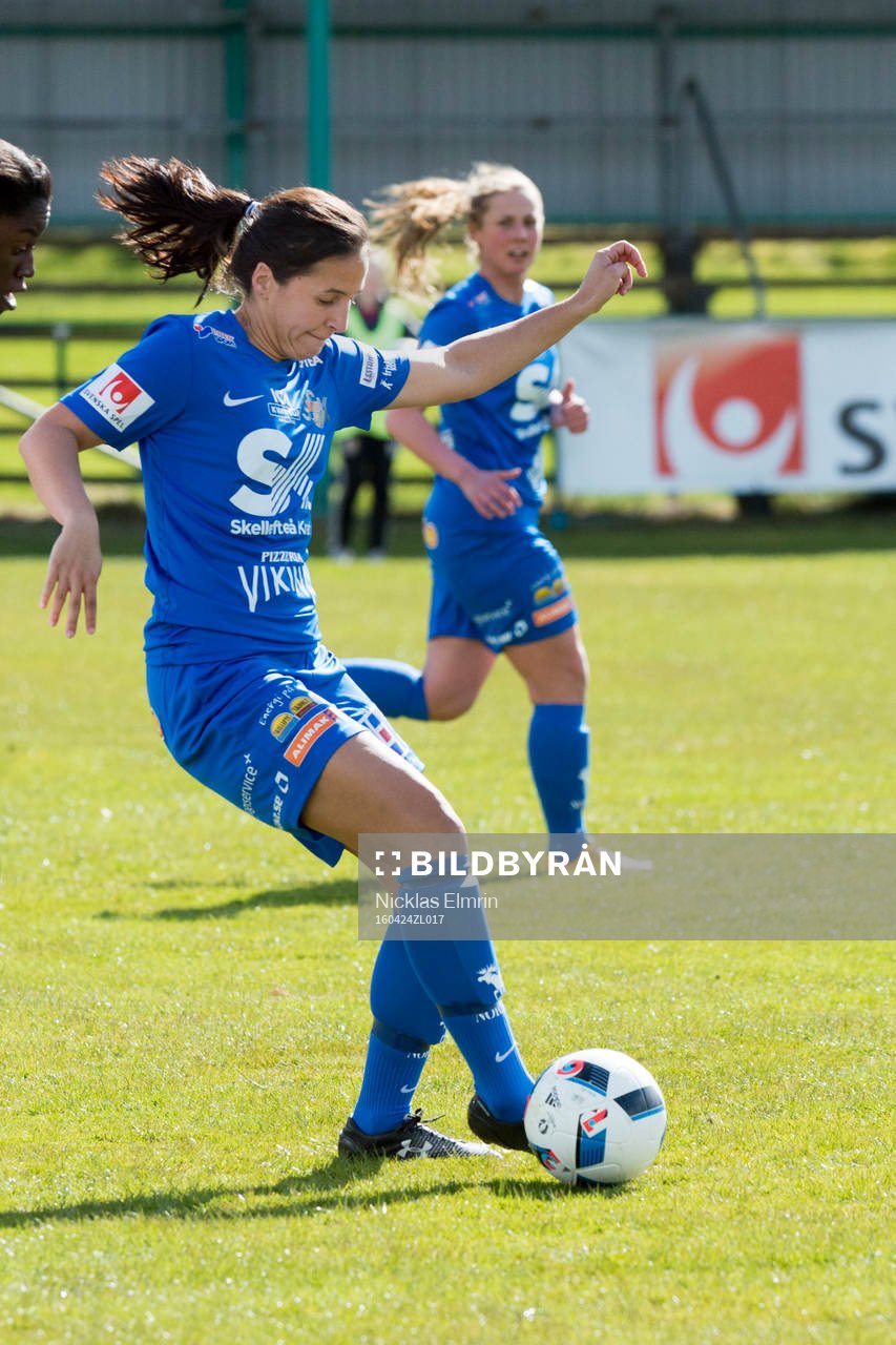 Sunnanås  Taylor Leach  fotbollsmatchen i Elitettan mellan