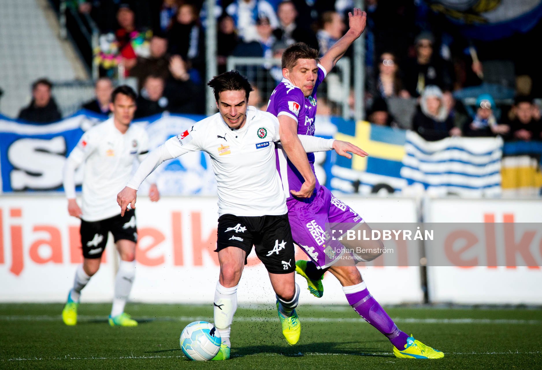 Örebros Nordin Gerzic och IFK Göteborgs Mikael Boman