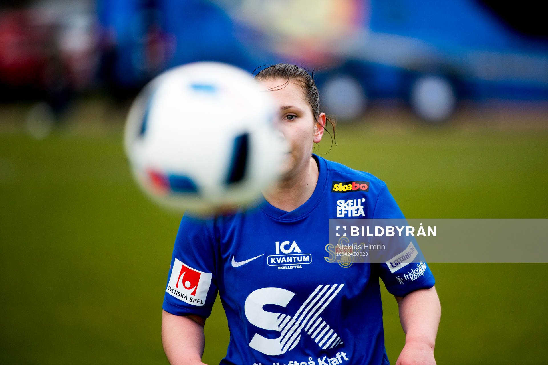 Malin Fors depp fotbollsmatchen i elitettan mellan Hovås