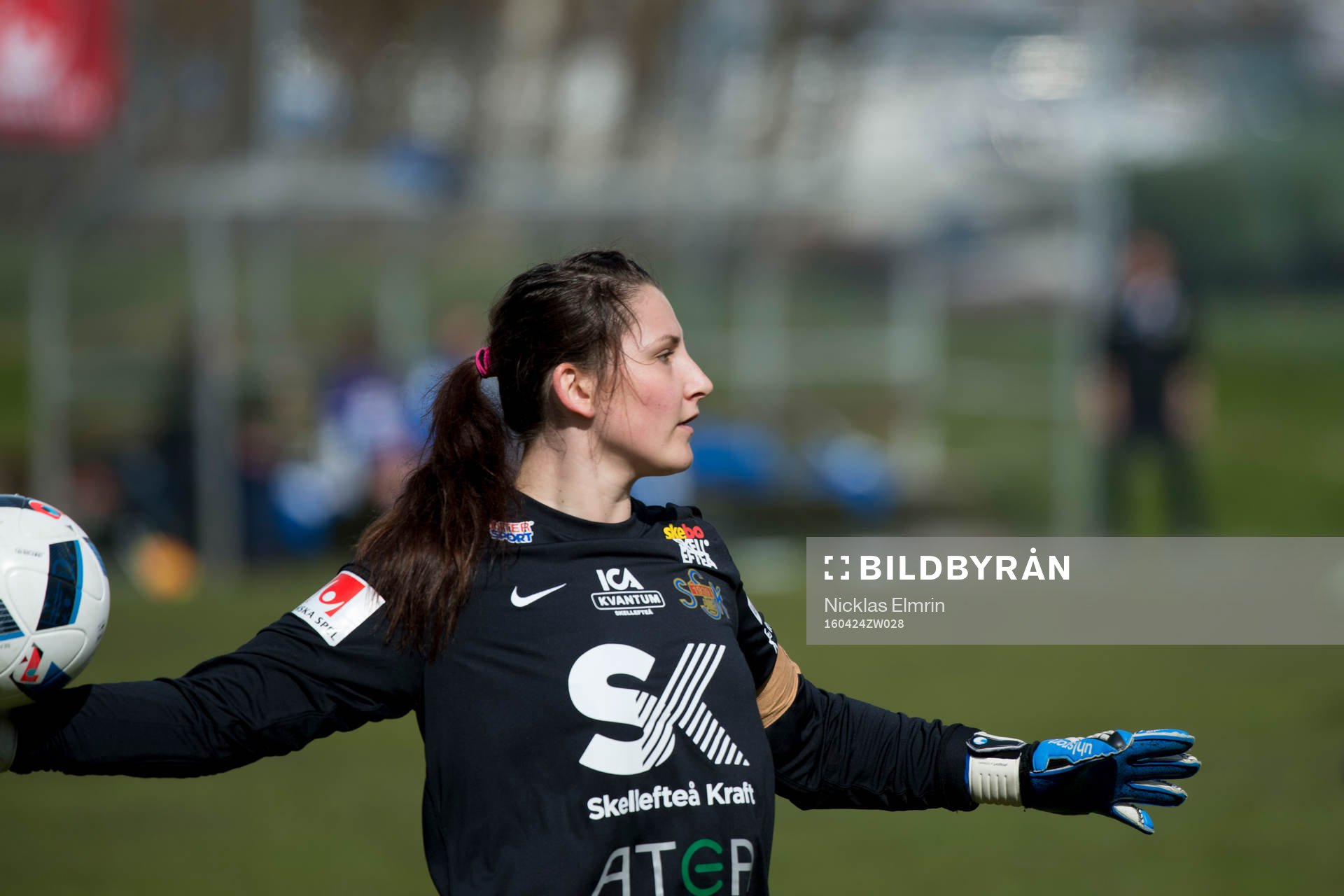 Sunnanås målvakt Lovisa Koss fotbollsmatchen i Elitettan