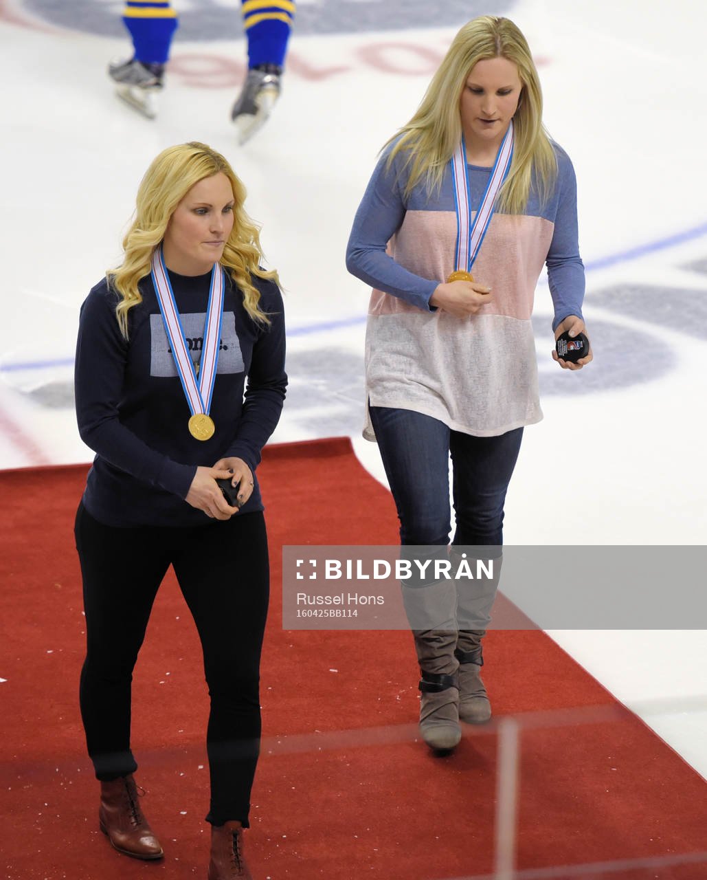 Ishockeyspelarna Jocelyn Lamoureux-Davidson och Monique