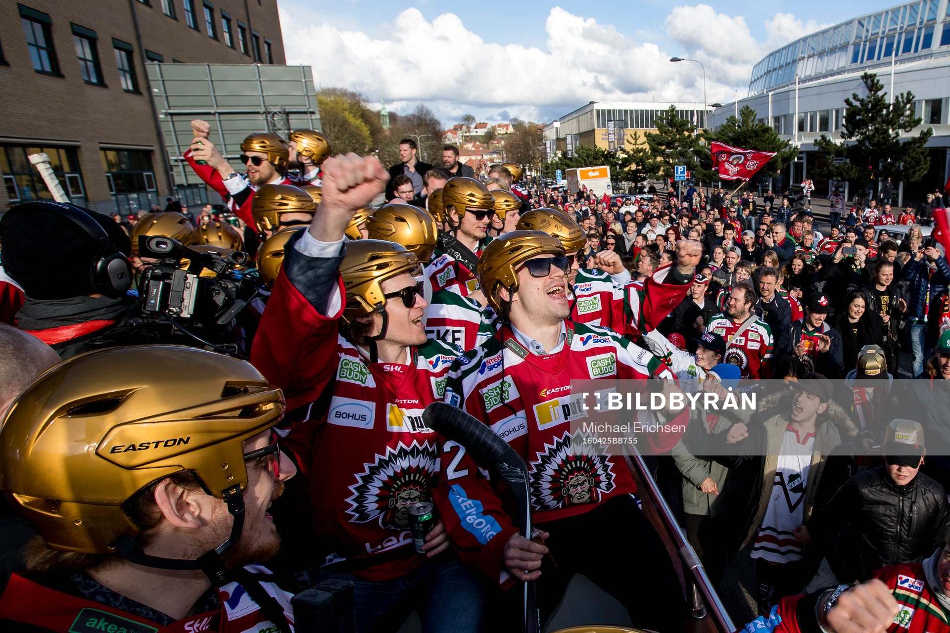 Frölunda på guldbussen, fr.v. Pontus Widerström, Anton