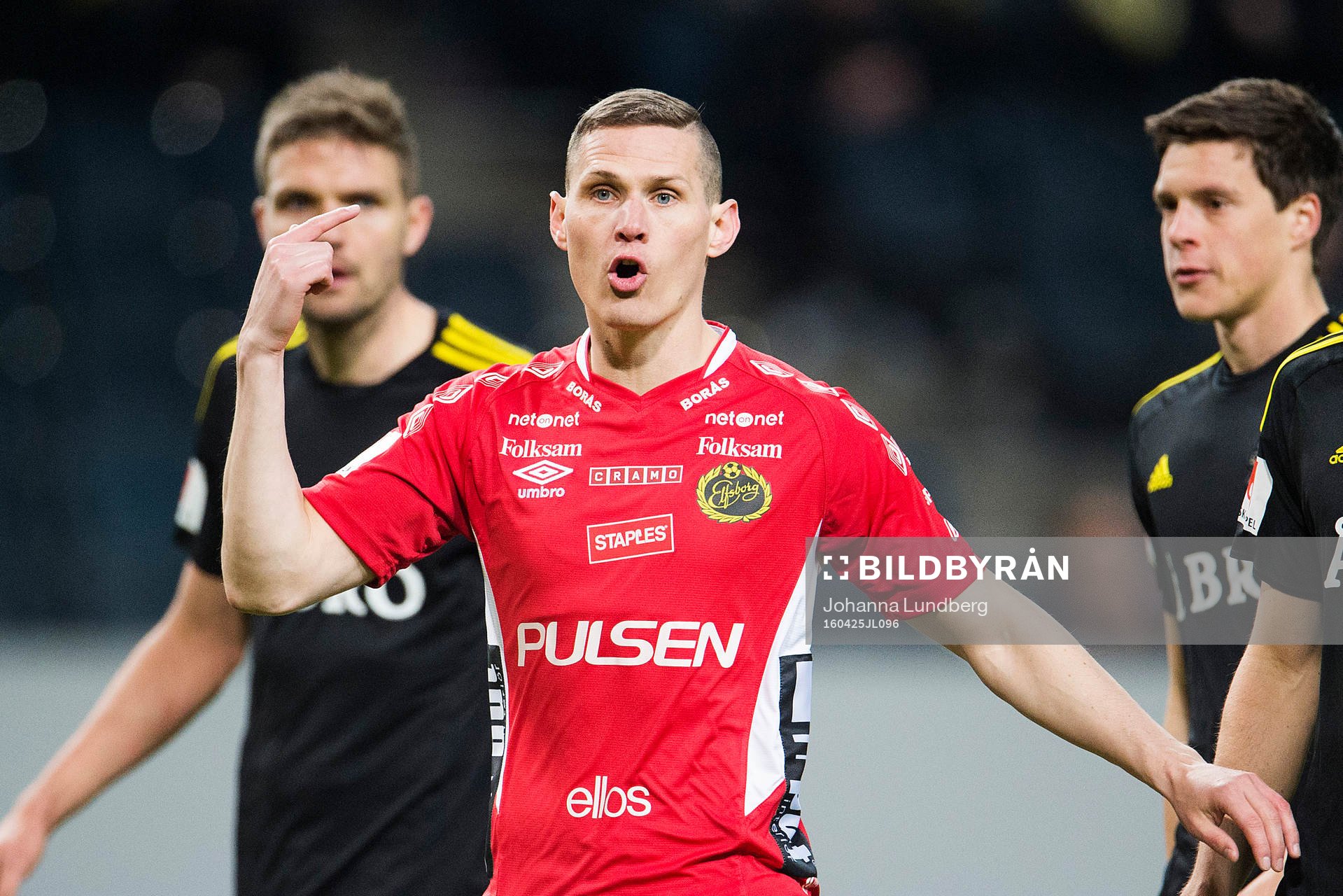 Elfsborgs Jon Jönsson reagerar