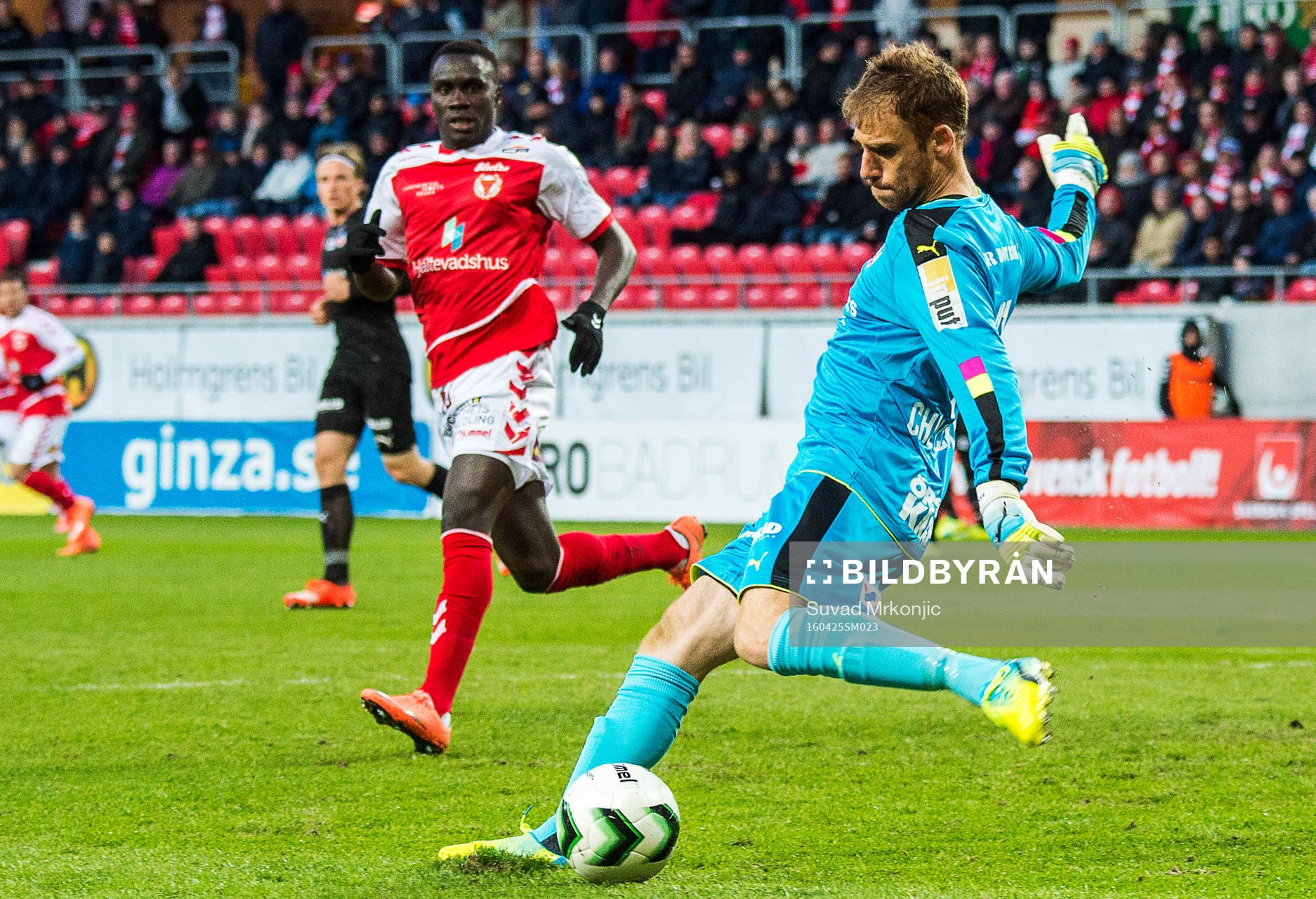 Helsingborgs målvakt Tomer Chencinski och Kalmars Papa