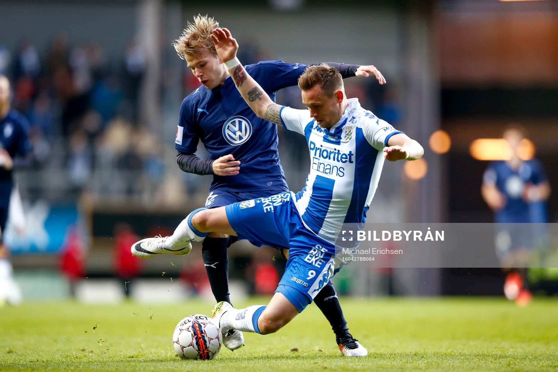 Malmö FFs Oscar Lewicki och IFK Göteborgs Jakob Ankersen