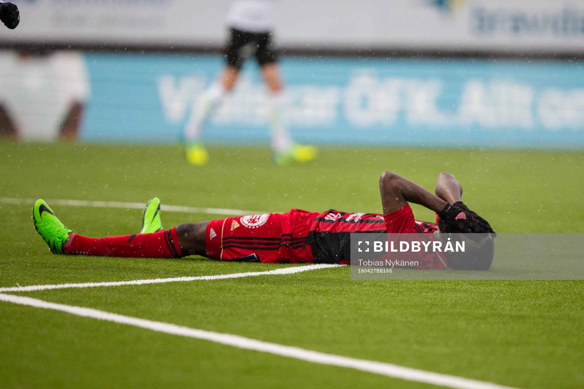 Östersunds Ronald Mukiibi deppar