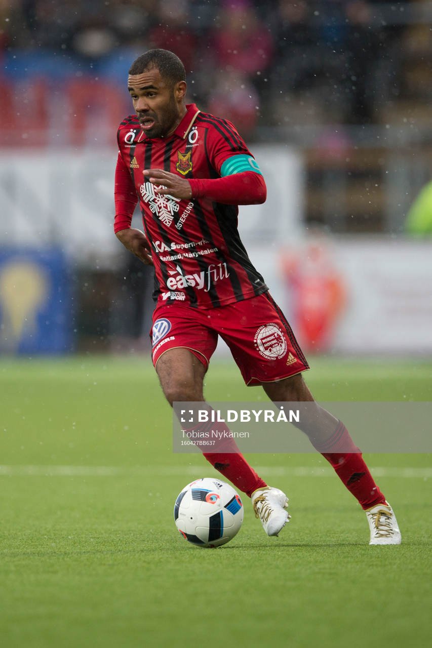 Östersunds Alex Dyer