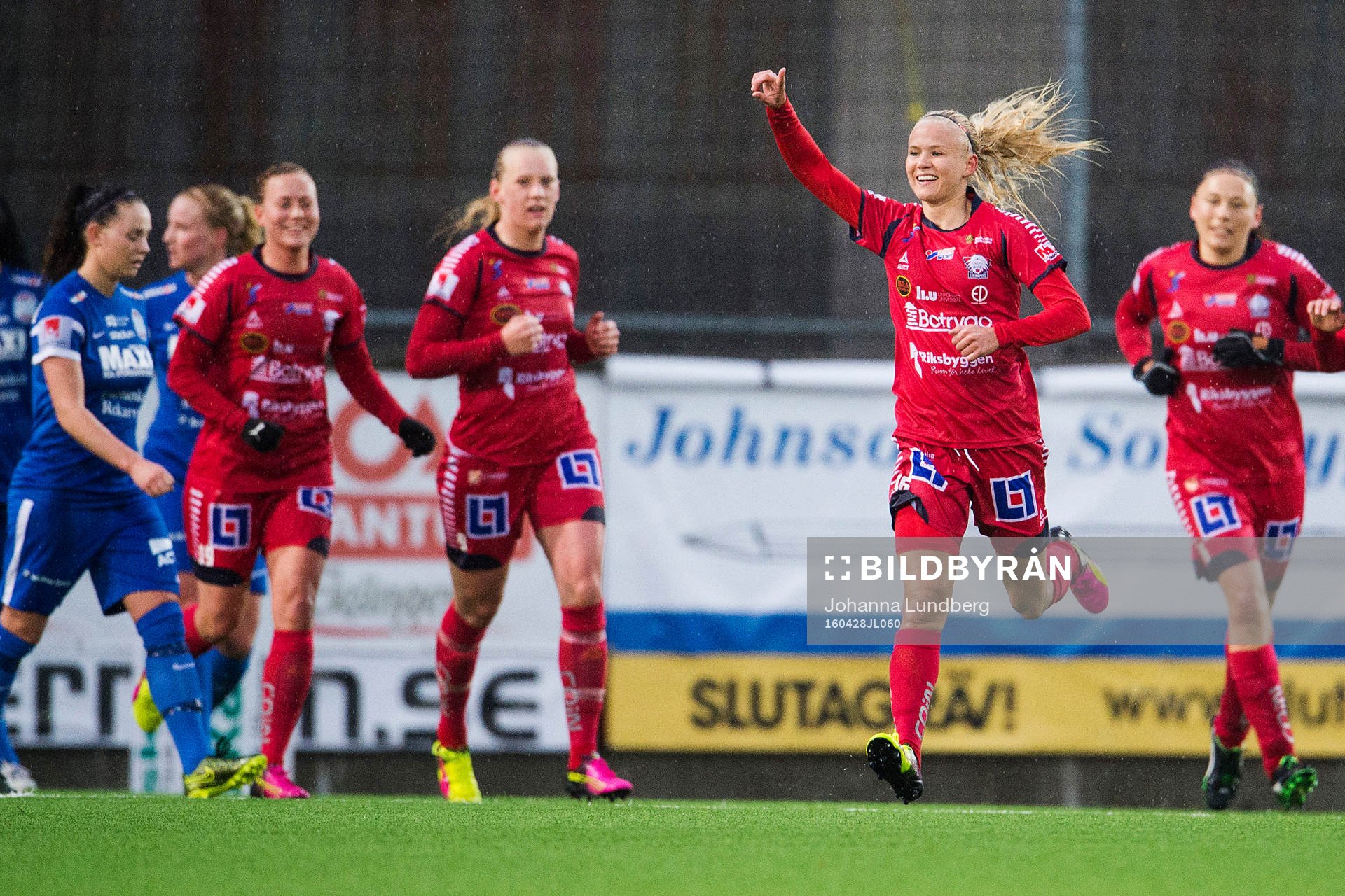 Linköpings Pernille Mosegaard Harder jublar