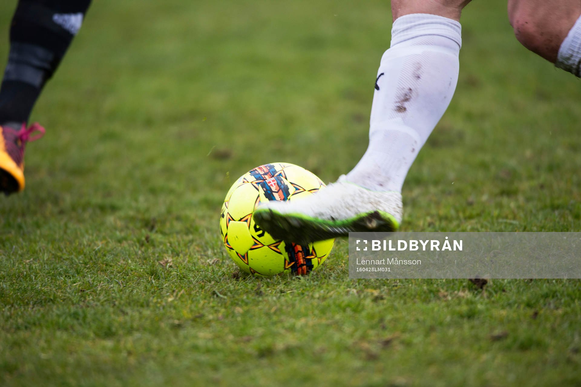 Bollbehandling i matchen i division 2 mellan IFK