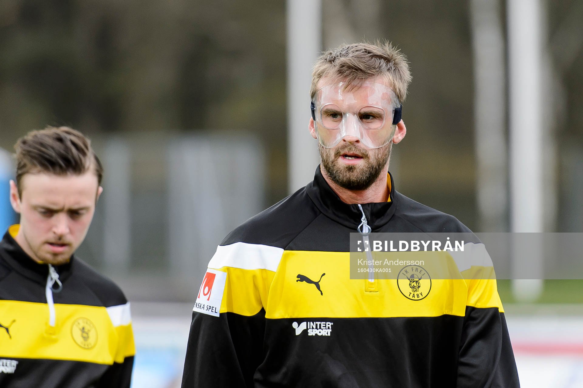 Frejs Johannes Gustafsson före fotbollsmatchen i